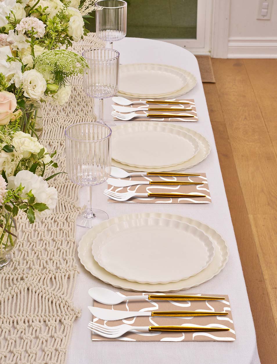 Simply Eco Compostable Table Setting - White | Biodegradable Dinnerware for Parties, Picnics & Eco-Friendly Events | Sustainable Disposable Plates & Cutlery