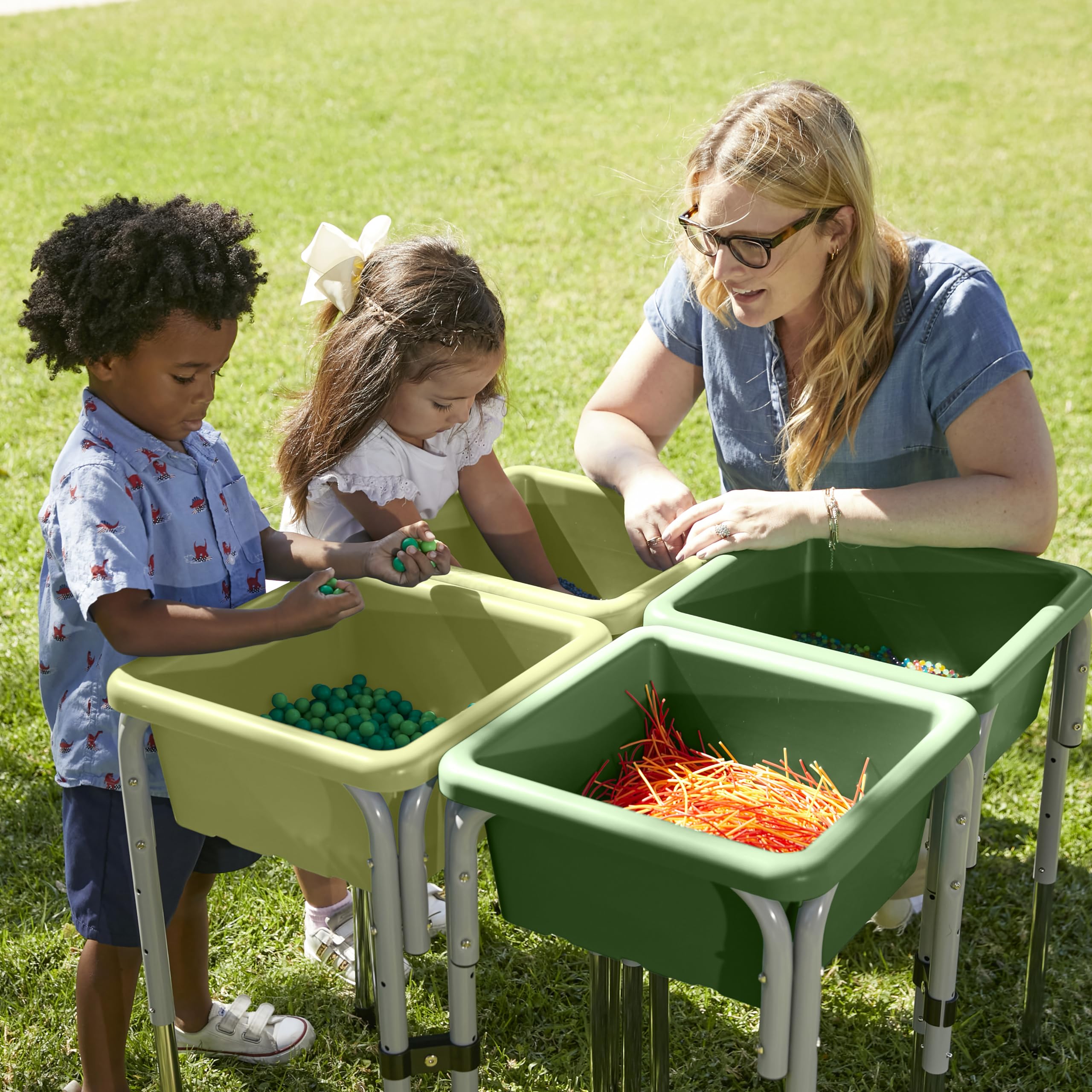 ECR4Kids 4-Station Adjustable Sand and Water Play Table with Sensory Bins - Fern Green & Hunter Green - Outdoor & Indoor Toddler Activity Table for Sensory Play, Preschool Learning, and Backyard Fun