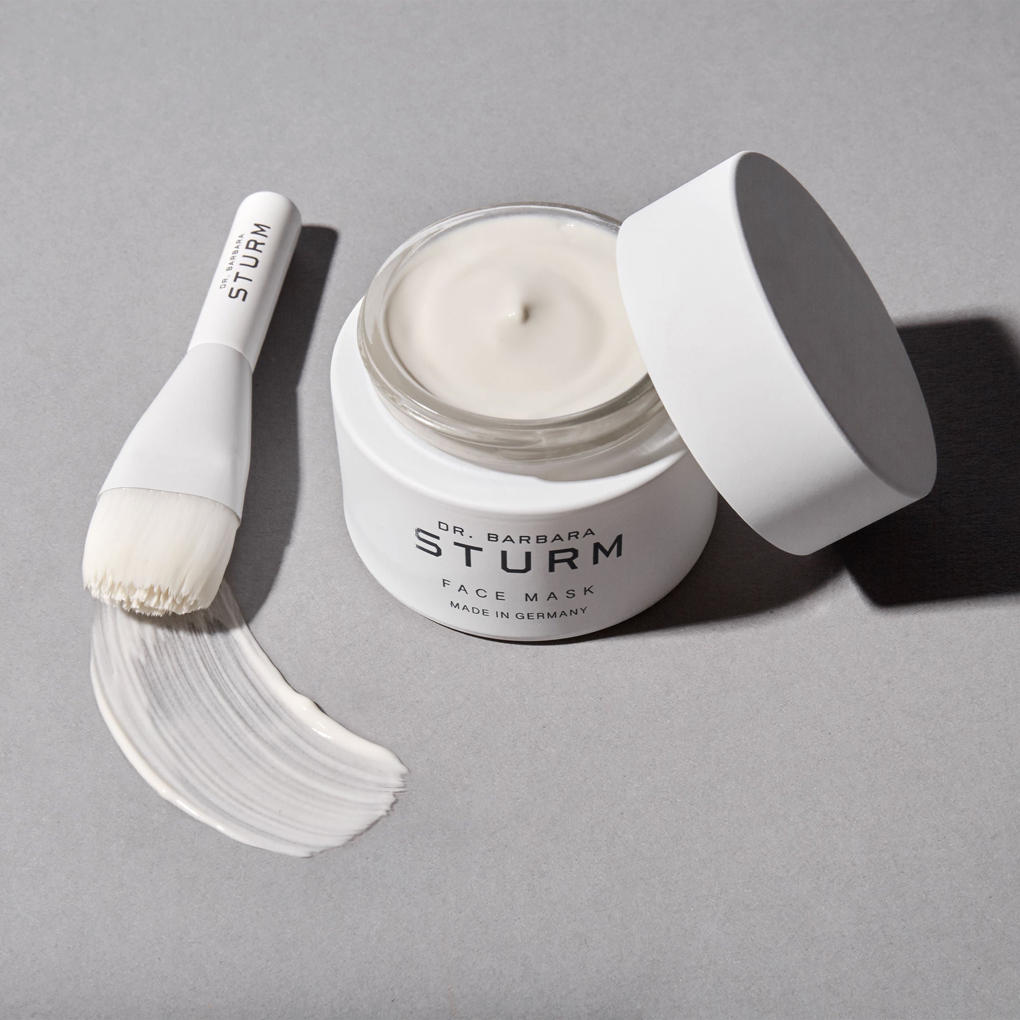 Dr. Barbara Sturm Anti-Aging Face Mask - Hydrating & Brightening Skincare Treatment for Glowing Skin | Perfect for Nighttime Routine & Spa Days