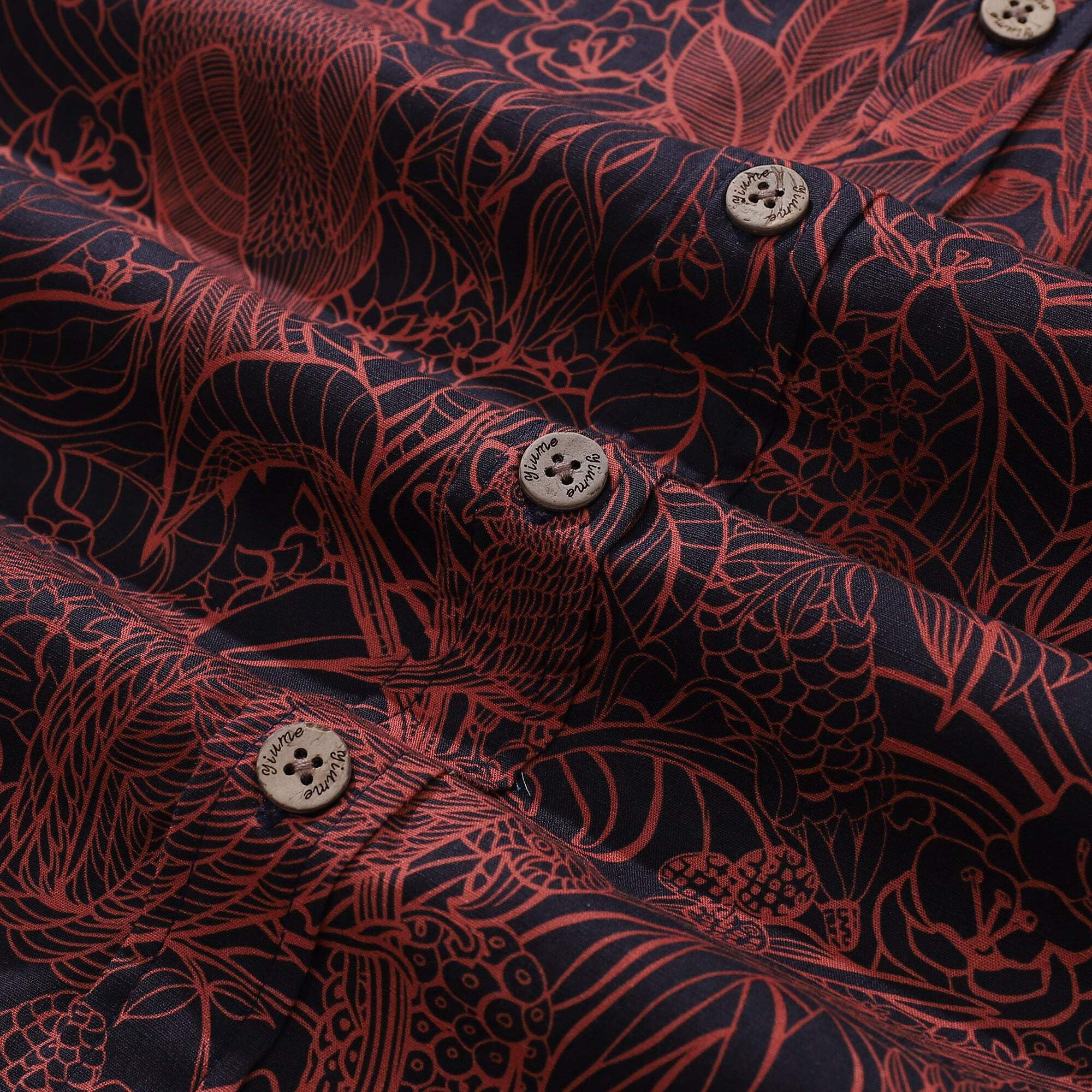 Men's Hawaiian Shirt - 100% Cotton Casual Button Down Short Sleeve Aloha Shirt for Summer, Beach & Vacation | Tropical Floral Print Shirt for Luau Parties, Poolside Relaxation & Island Getaways