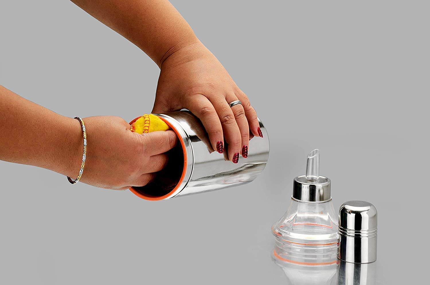 1000ml Stainless Steel Oil Dispenser Bottle - Leakproof & Dustproof Oil Dropper for Kitchen, Salad Dressing, Vinegar, Olive Oil - Pack of 2 with Easy-Pour Spout