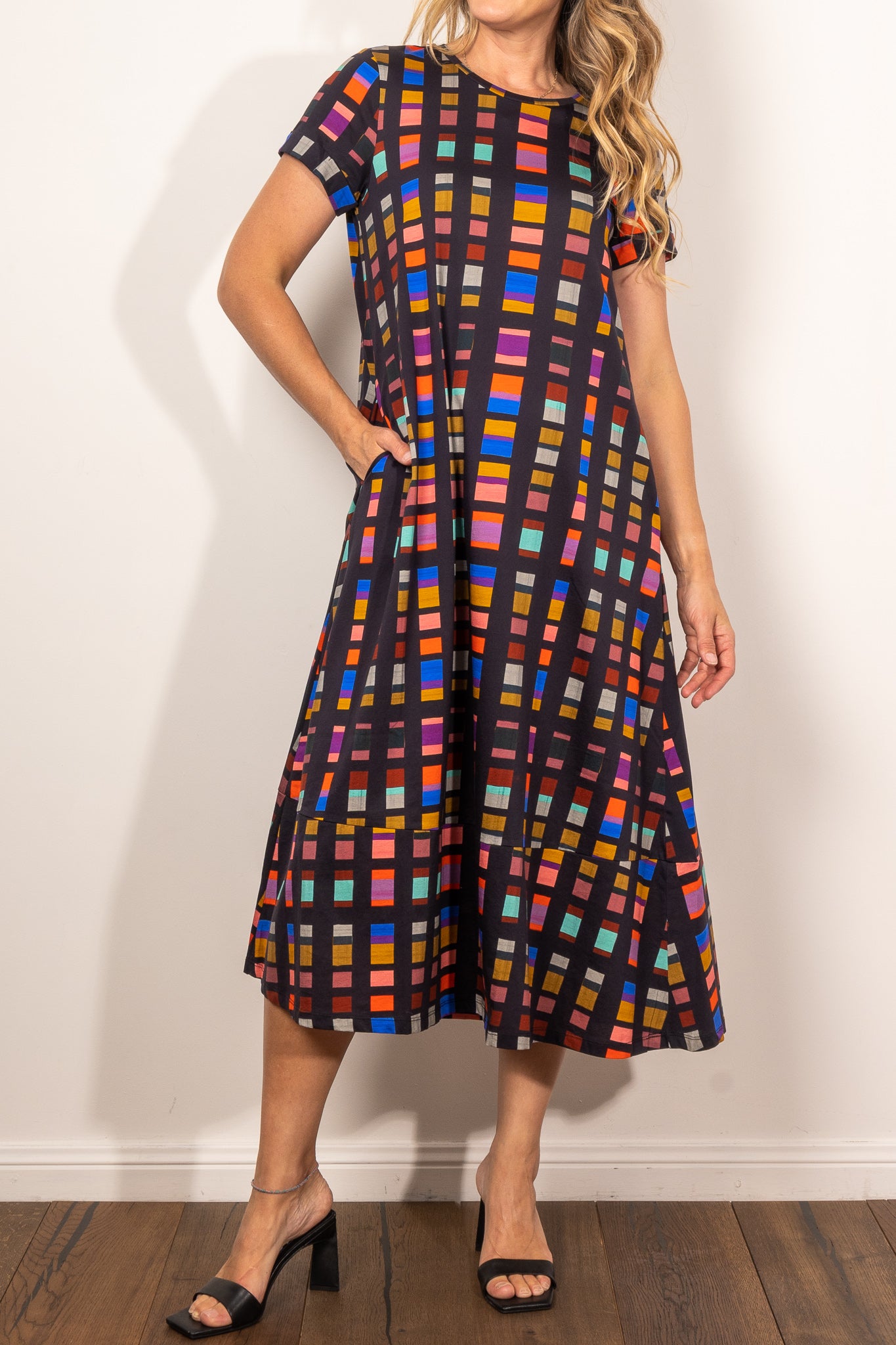 ELK Haki Dress Tessela Print - Stylish Floral Print Midi Dress for Women | Perfect for Casual Outings, Parties & Summer Vacations