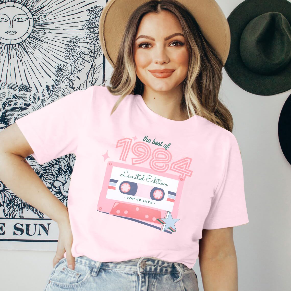 1984 Vintage 40th Birthday Tshirt for Women - Retro 1984 Themed Birthday Gift Tee - Perfect for 40th Birthday Parties & Celebrations