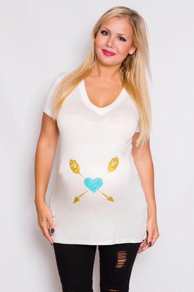 Arrow in Heart Maternity T-Shirt - Comfortable Pregnancy Tee for Expecting Moms - Perfect for Baby Showers, Maternity Photos & Everyday Wear