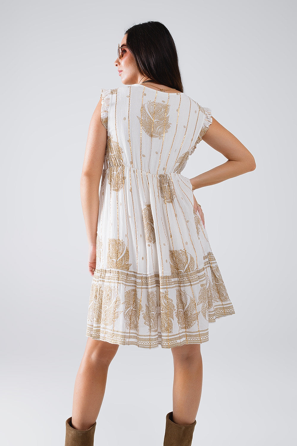 White Lace Babydoll Robe with Leaf Print and Lurex Thread - Perfect for Bridal Shower, Honeymoon, and Romantic Nights