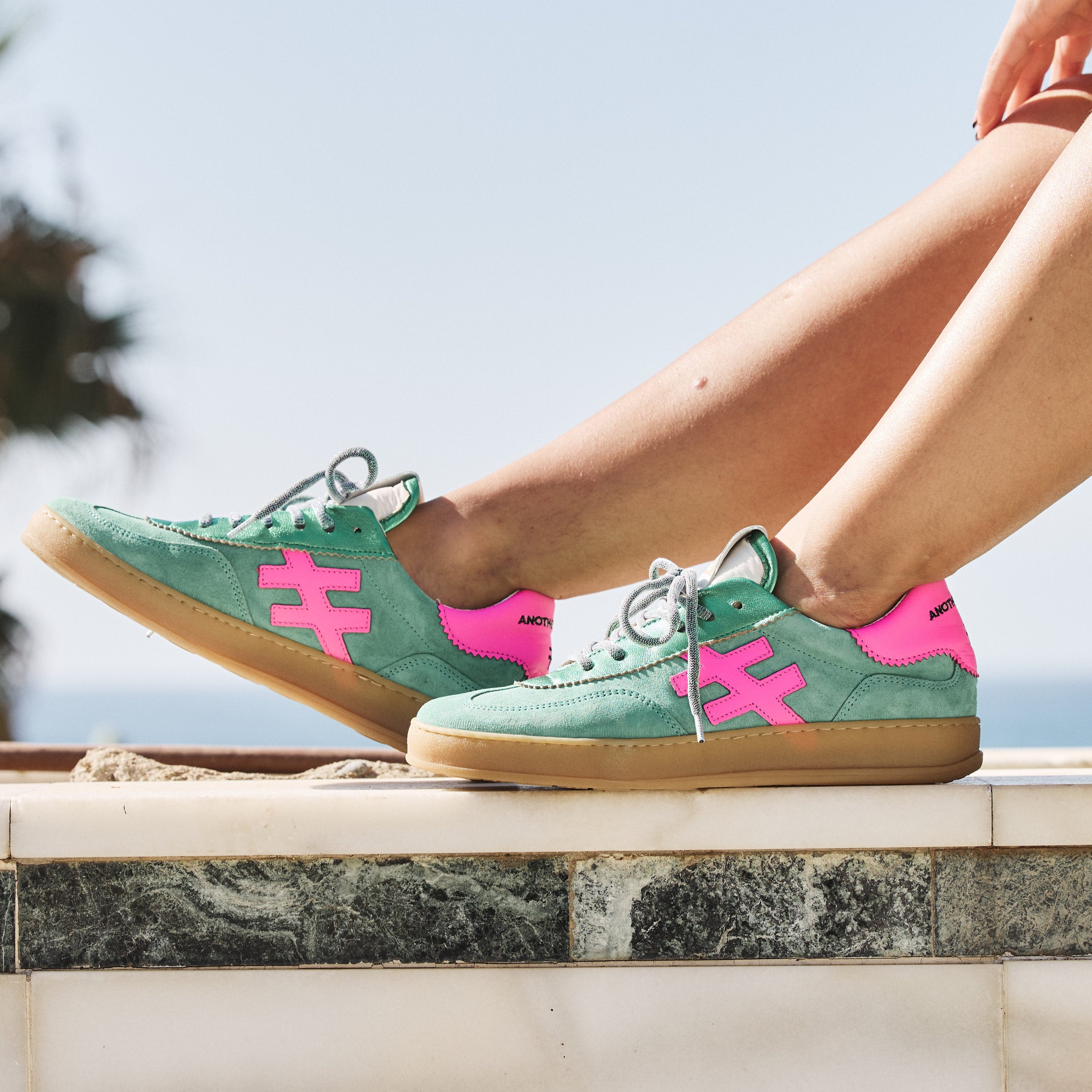 Trendy Iconic Green Fashion - Stylish Outfits for Casual Wear, Parties & Everyday Chic Looks