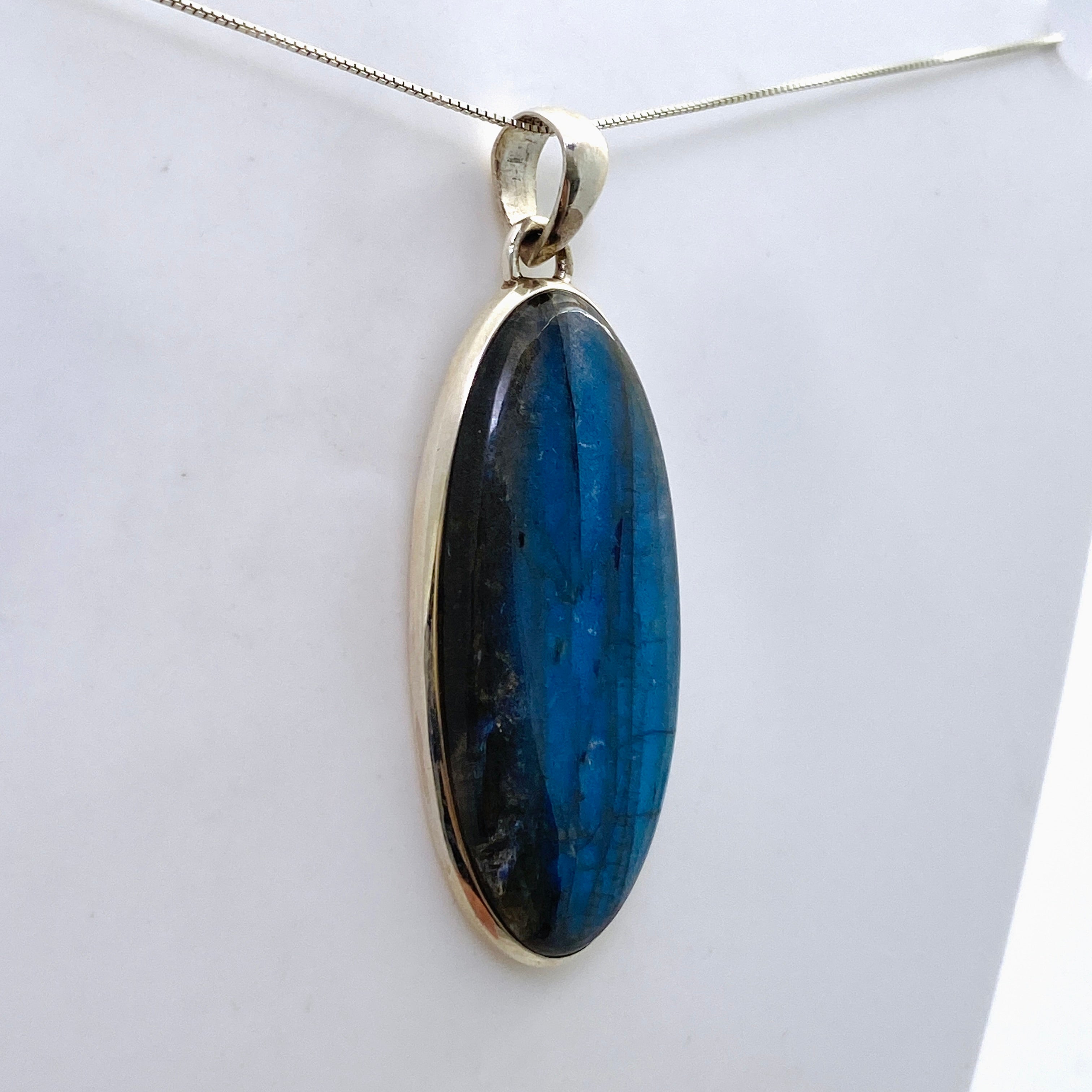 Natural Labradorite Oval Cabochon Pendant Necklace - 925 Sterling Silver Jewelry for Women - Perfect for Spiritual Healing, Meditation & Energy Work