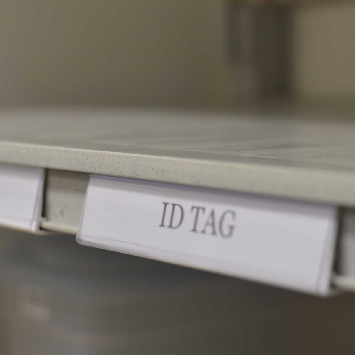 Cambro CSID3 Camshelving ID Tag - 3-Pack Durable Plastic Shelf Label Holders for Commercial Kitchens, Restaurants & Retail Storage Organization