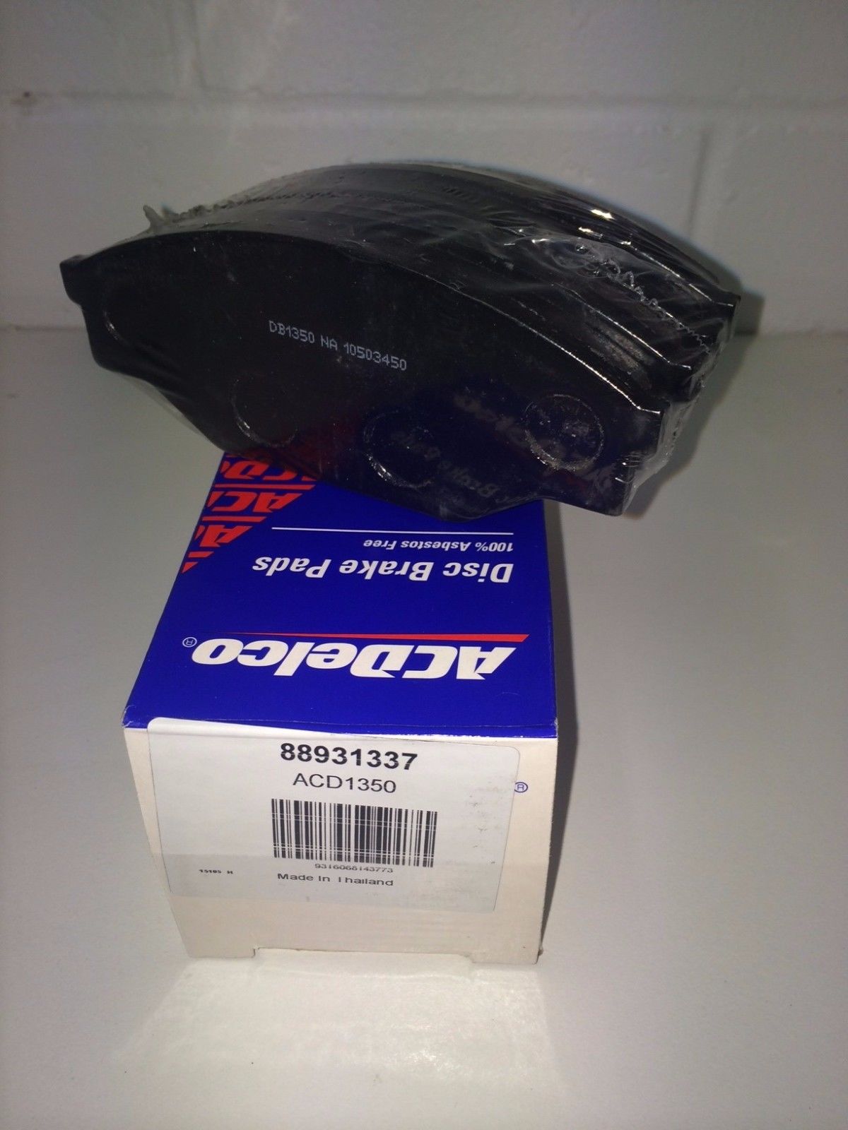 High-Performance Brake Pads for Toyota Hiace & Hilux - ACD1350 - Durable & Reliable Braking System Replacement - Perfect for City Driving & Heavy Loads