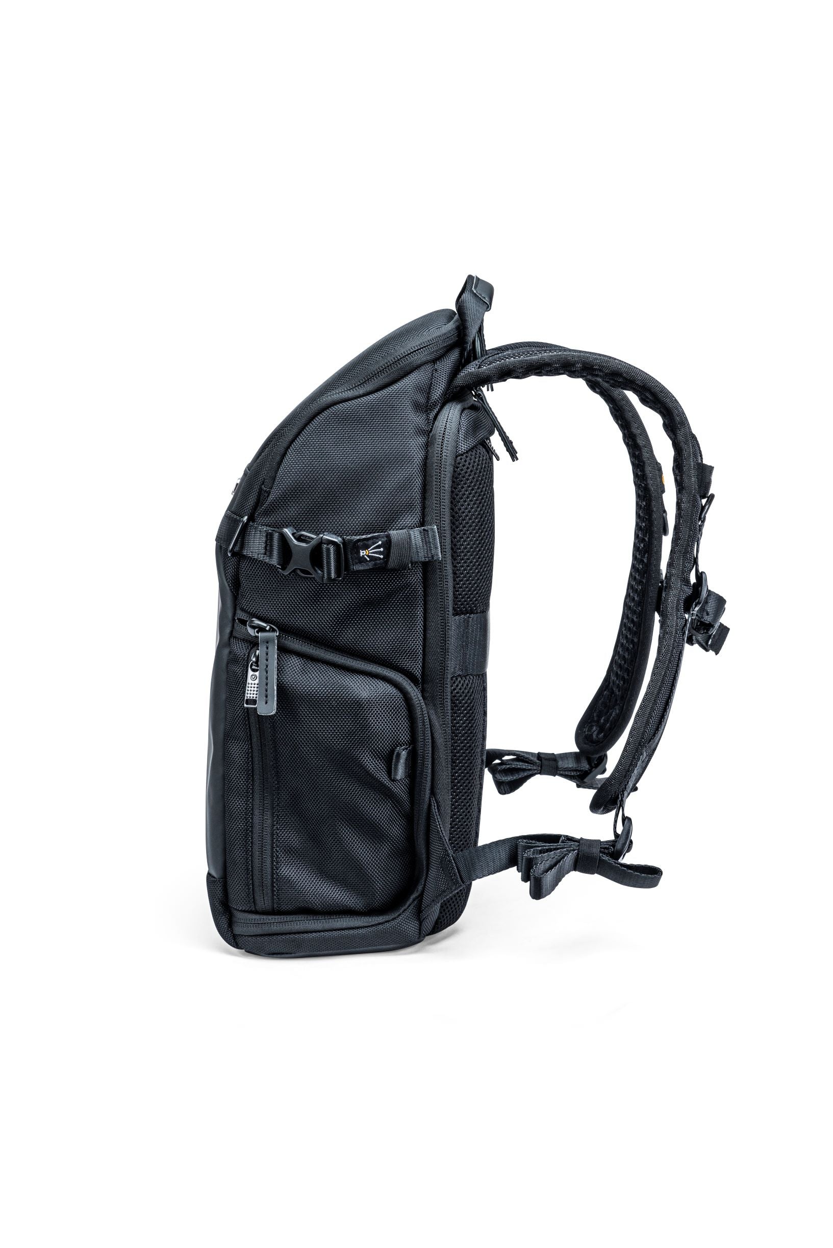 VEO SELECT 37 BRM BK Waterproof Travel Backpack for Men & Women - Durable Black Hiking Backpack with USB Charging Port, Perfect for Outdoor Adventures, Commuting & Business Trips