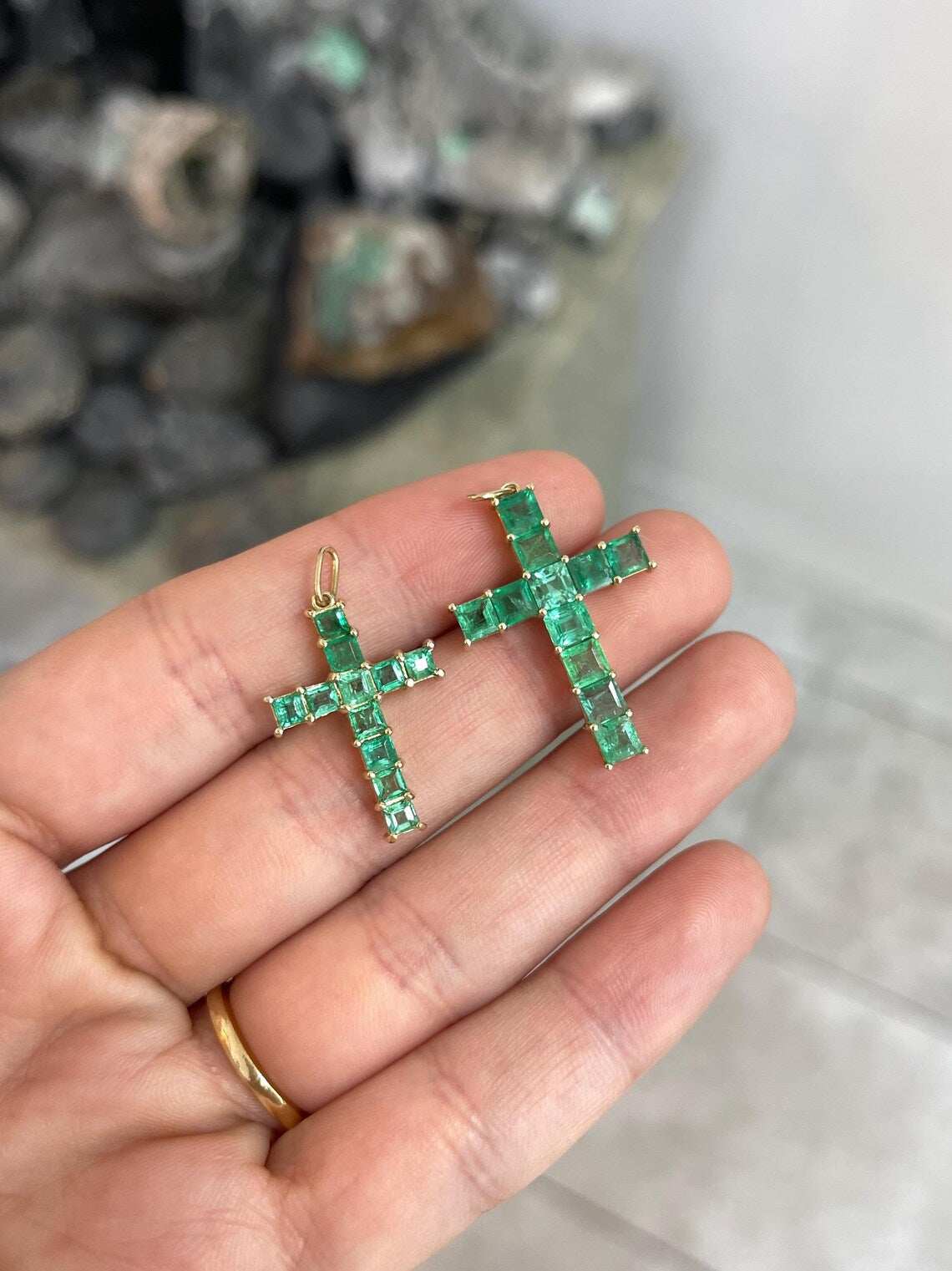 2.20 Carat Natural Princess Cut Emerald Cross Pendant Necklace - Elegant Shiny Jewelry for Women, Perfect Gift for Christmas, Birthday & Special Occasions