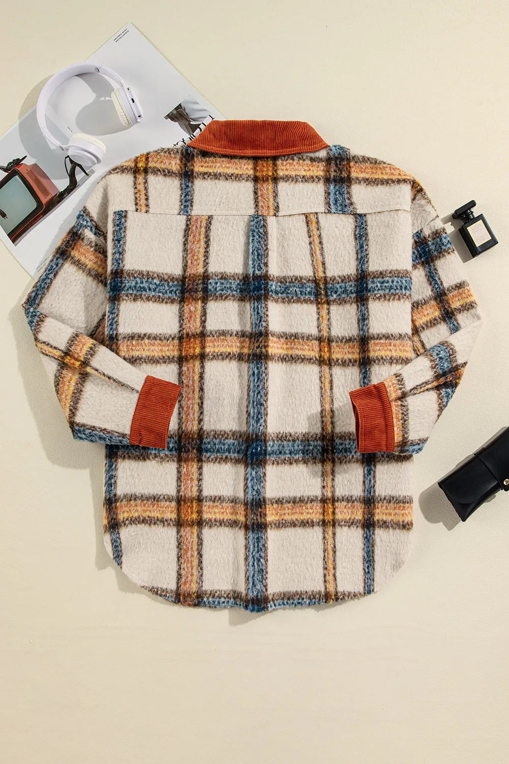 Stylish Plus Size Plaid Button Down Jacket for Women - Casual & Office Wear - Perfect for Fall Layering and Outdoor Activities