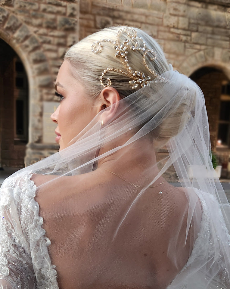 Elegant Wedding Headpiece Set with Soft Statement Pearls & Crystals – Mona Bridal Hair Accessory by Kezani | Perfect for Brides, Bridesmaids & Special Occasions