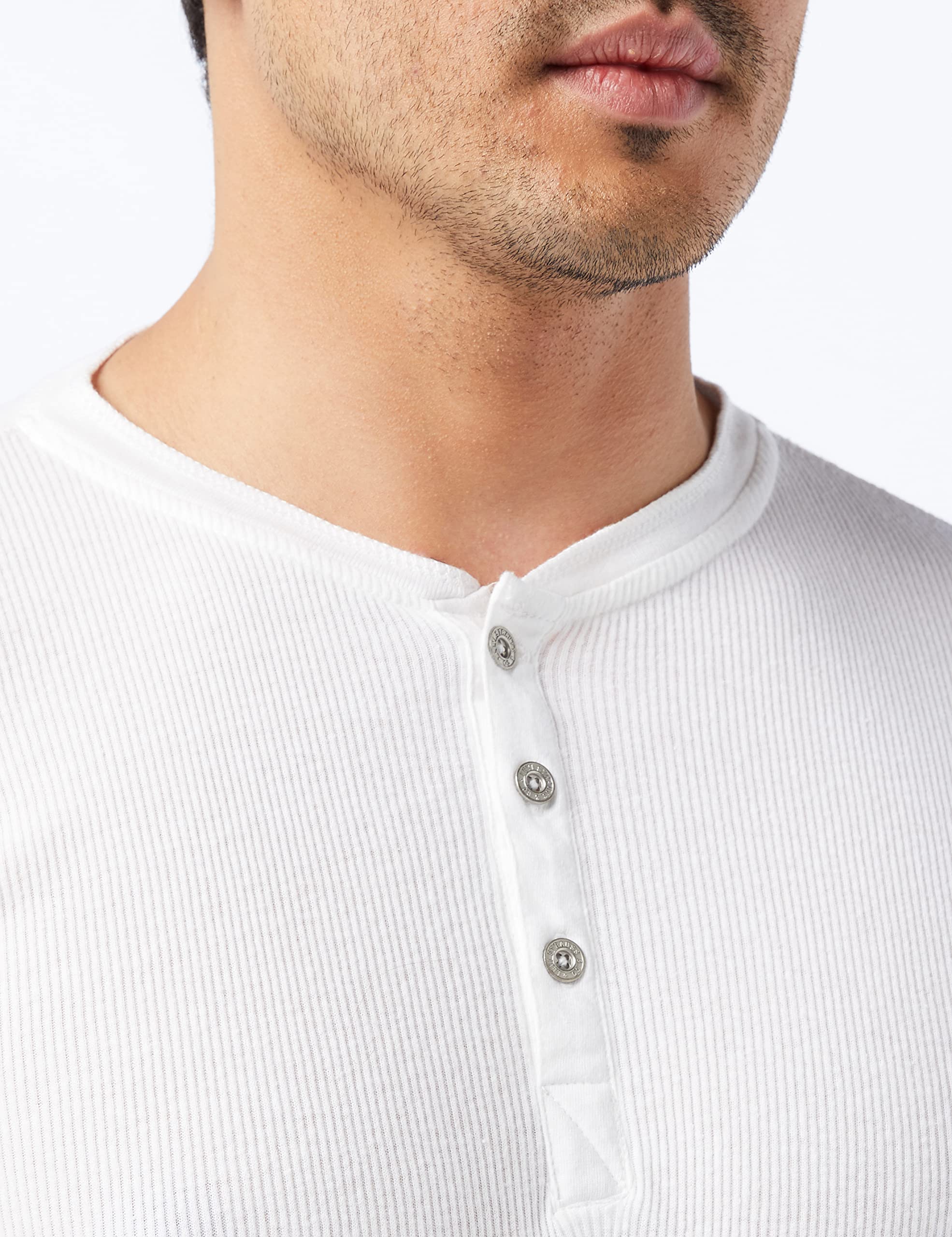 Levi's Men's 300ls Long Sleeve Henley Shirt - Soft Cotton Crewneck Tee for Casual Wear & Layering - Perfect for Everyday Outfits, Work & Weekend Style