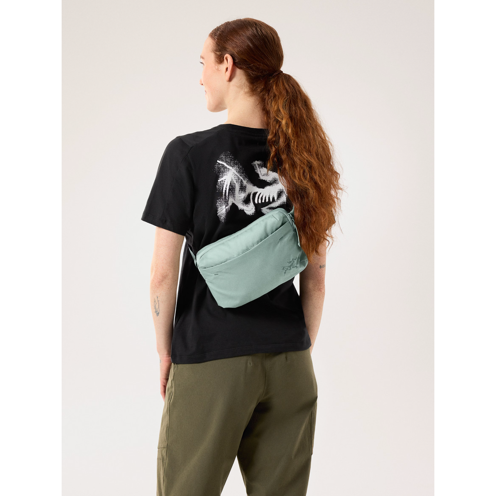 Arc'teryx Heliad Crossbody Bag - Lightweight & Waterproof Travel Shoulder Bag for Hiking, Commuting & Everyday Use