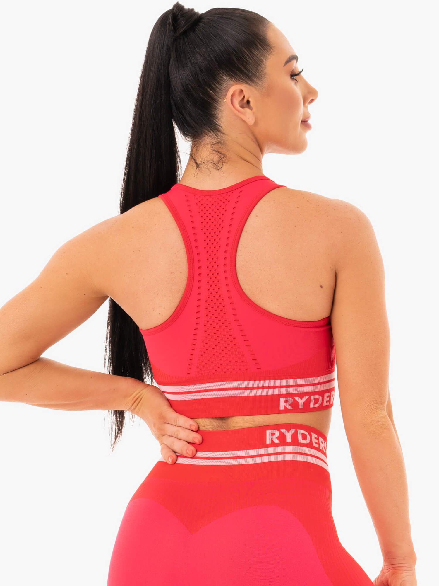 Freestyle Seamless Longline Sports Bra for Women - High Support Workout Top - Red - Perfect for Yoga, Running & Gym
