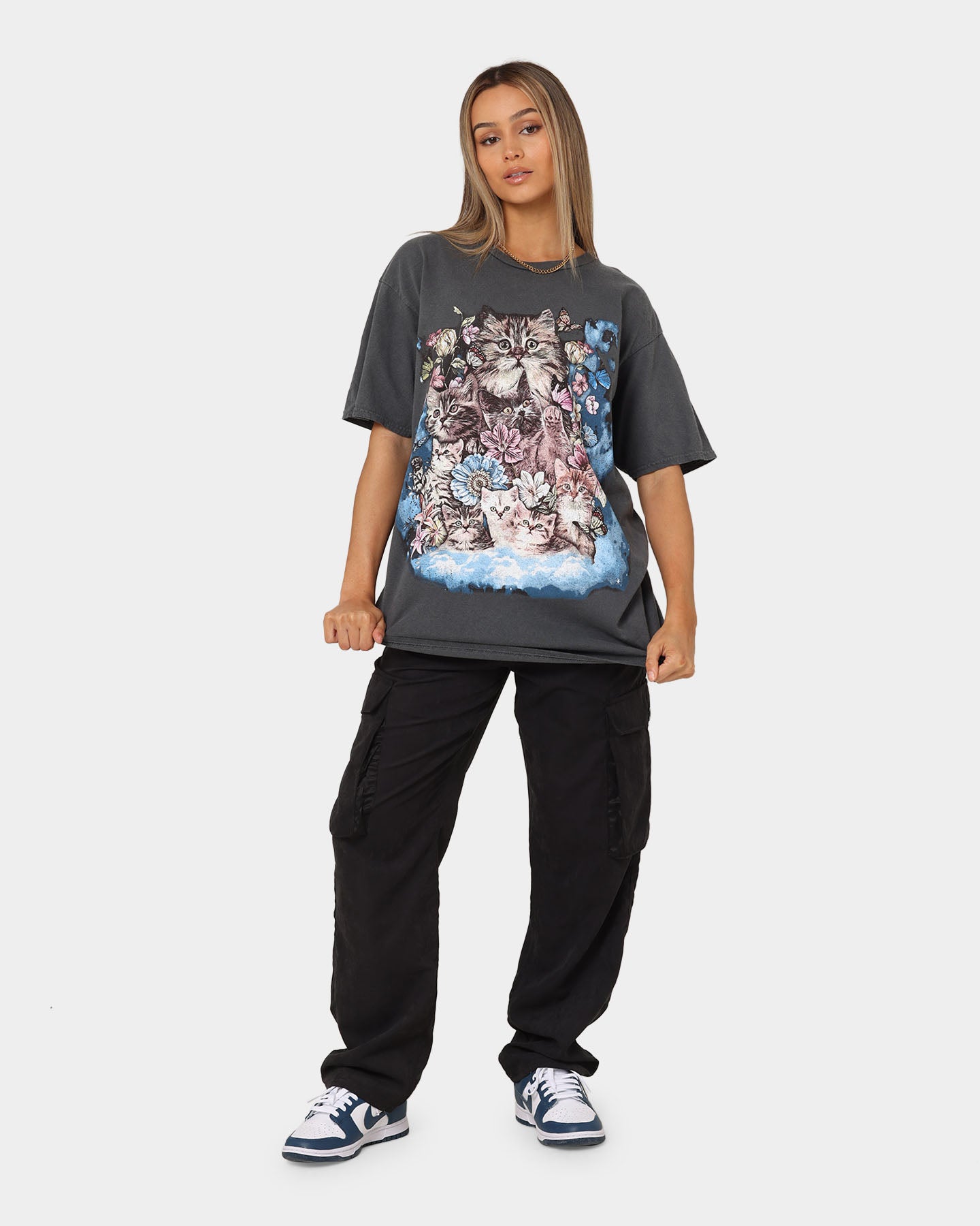 Vintage American Thrift OG Kitty Graphic T-Shirt in Off Black | Retro Cat Lover Tee for Women & Men | Perfect for Casual Wear, Street Style & Cat-Themed Outfits