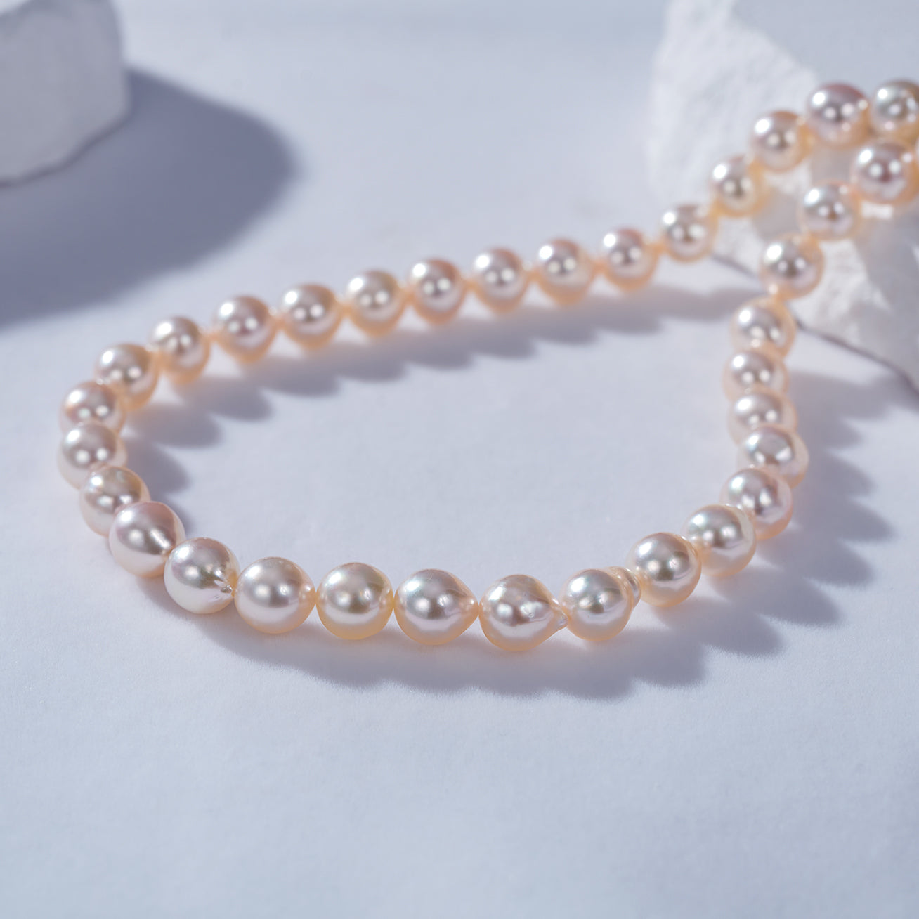 18K Gold Baroque Akoya Pearl Necklace - Elegant Lustrous Jewelry for Women, Perfect for Weddings, Parties & Special Occasions