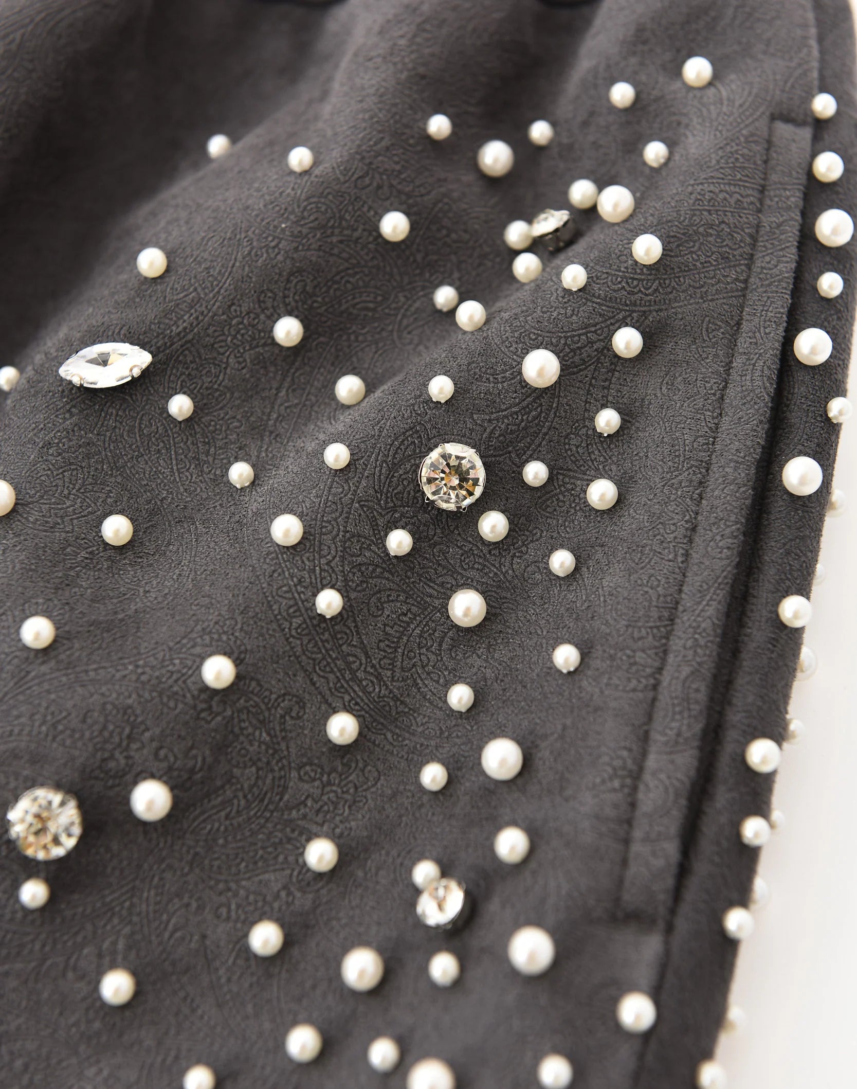 Cashew Blossom Pearl Sweatpants for Women - Soft & Comfortable Black Joggers for Lounge, Yoga, and Casual Wear