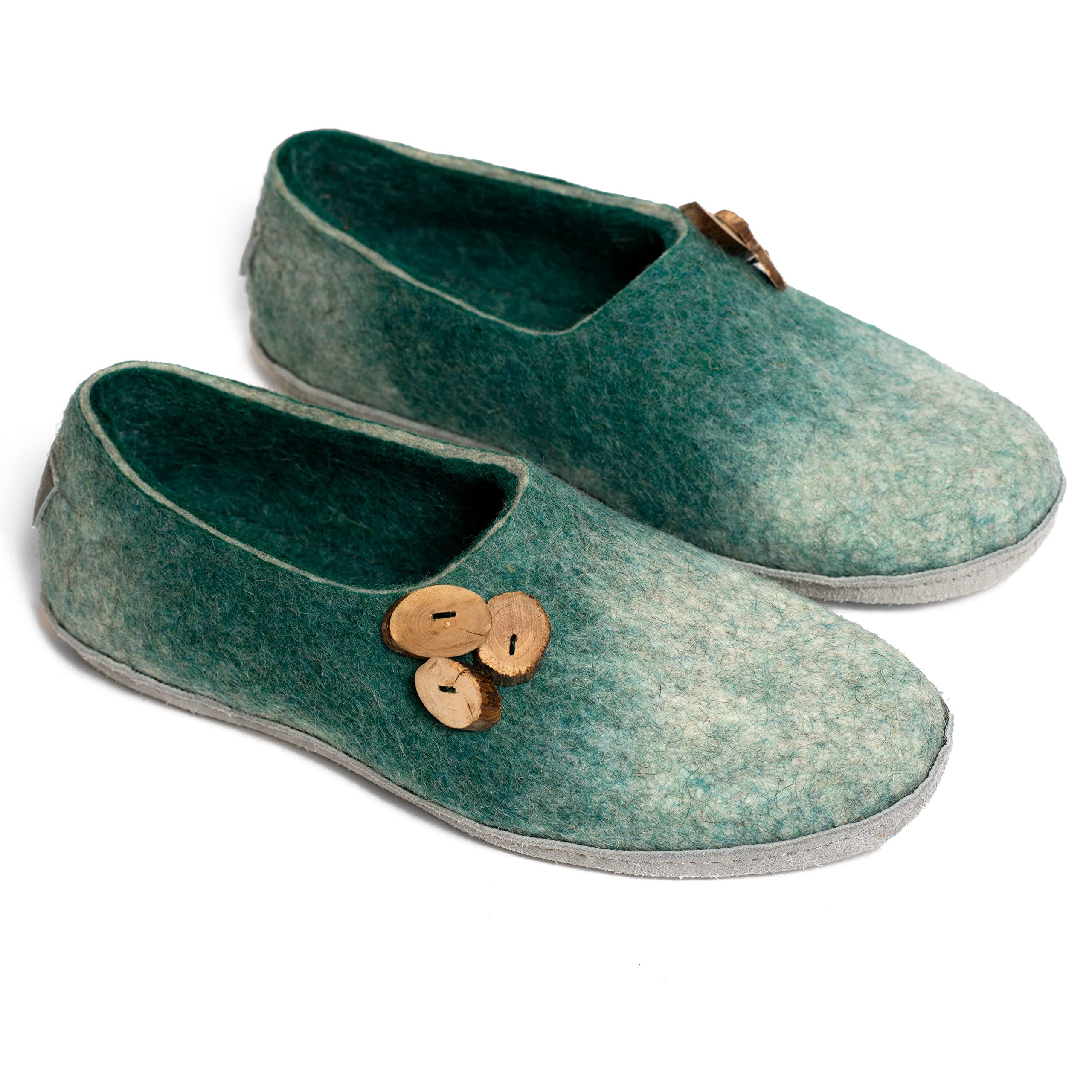 Handmade Women's Green Felted Wool Clogs with Wooden Buttons - Cozy Woolen House Slippers for Indoor Comfort | Perfect Mother's Day Gift Idea for Relaxing at Home
