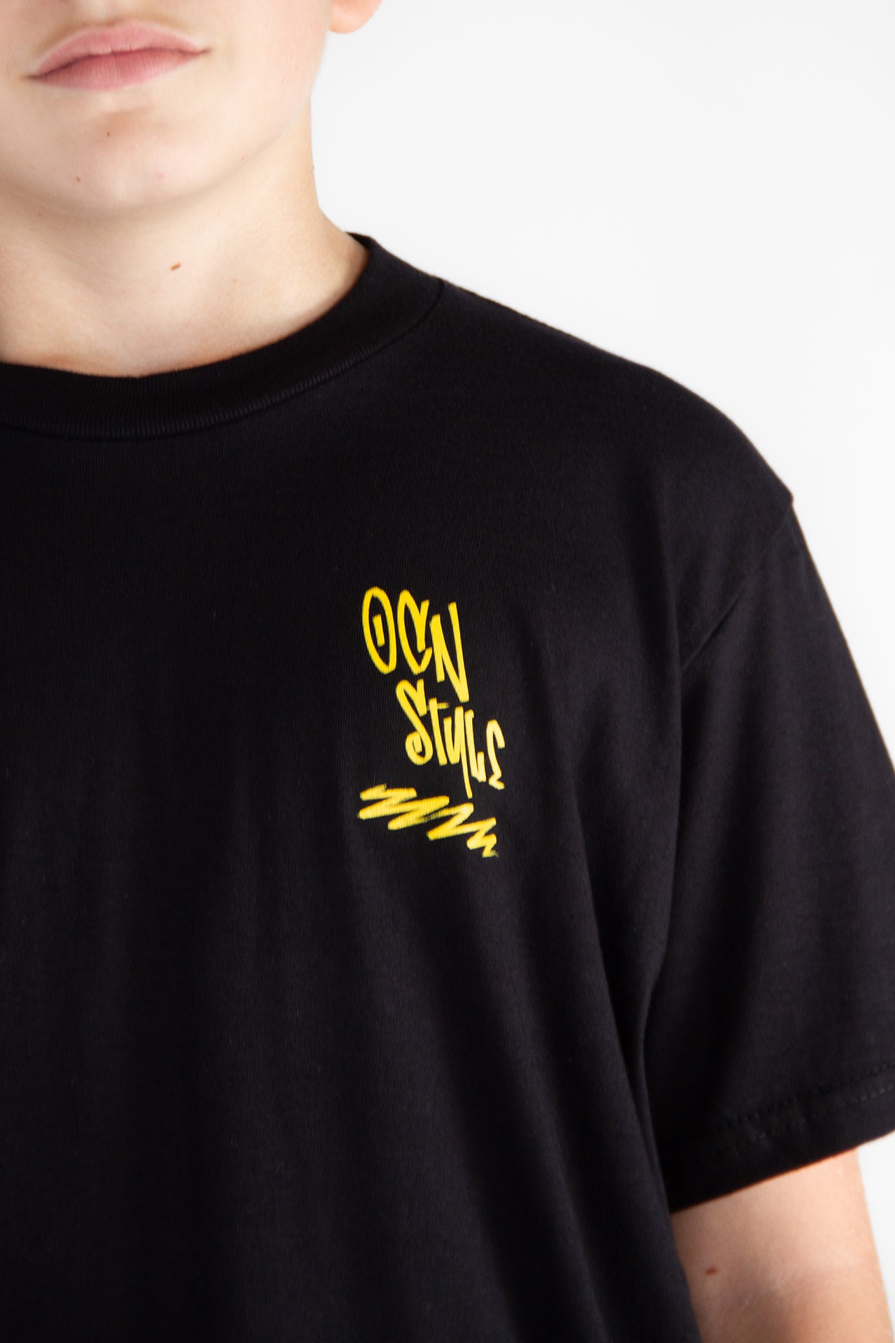 Remera Kids OCN Vandals Black (Size U4) - Comfortable & Stylish T-Shirt for Boys & Girls - Perfect for School, Playdates & Everyday Wear