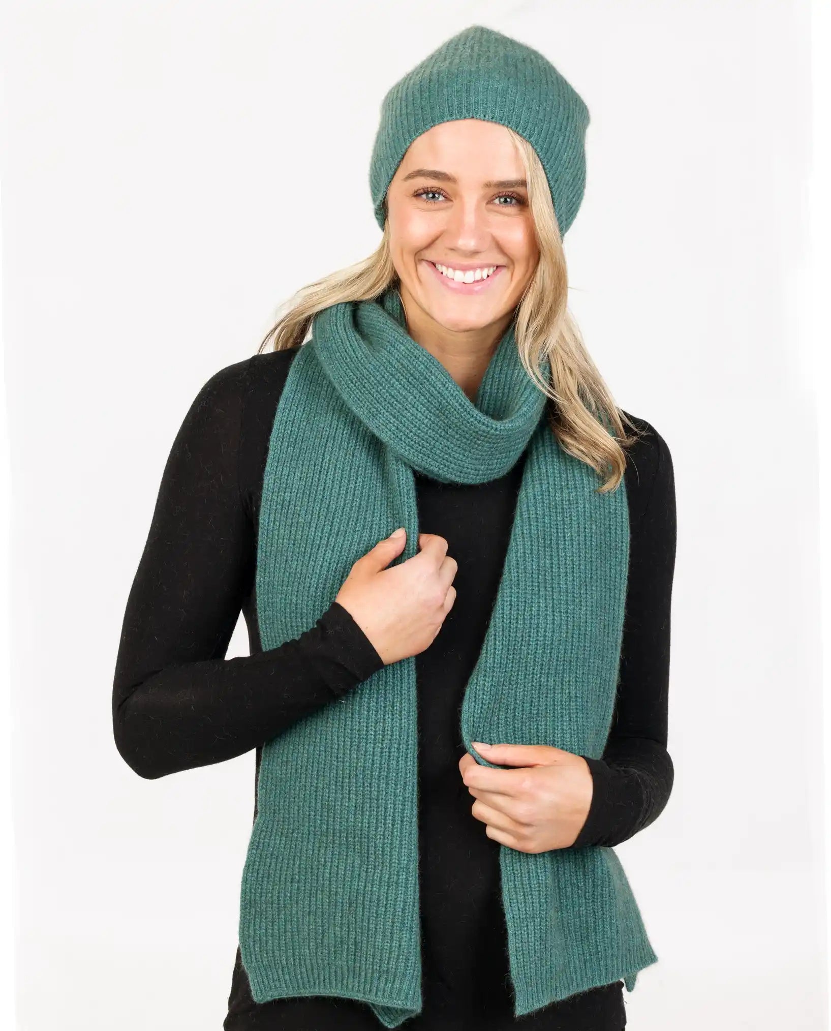 Mist Slouch Scarf NX876 - Soft & Stylish Winter Fashion Accessory for Women - Perfect for Cold Weather, Office Wear & Casual Outfits