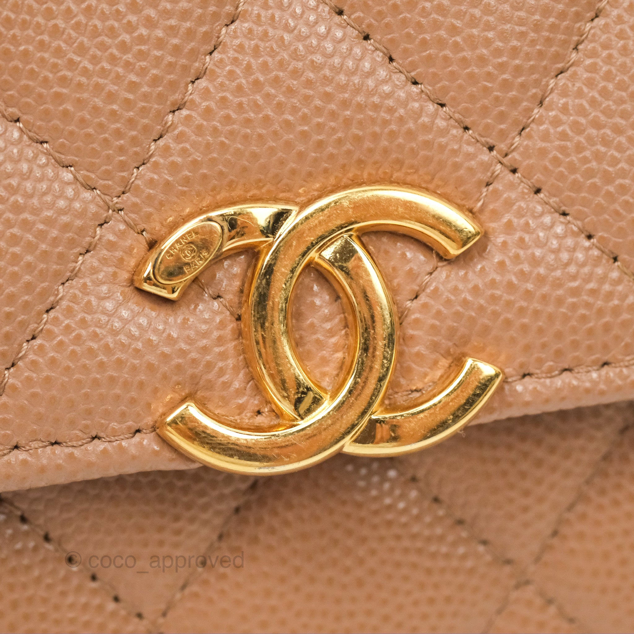 Chanel CC Chain Clutch Bag in Beige Caviar Leather with Gold Hardware - Perfect for Evening Parties & Luxury Events