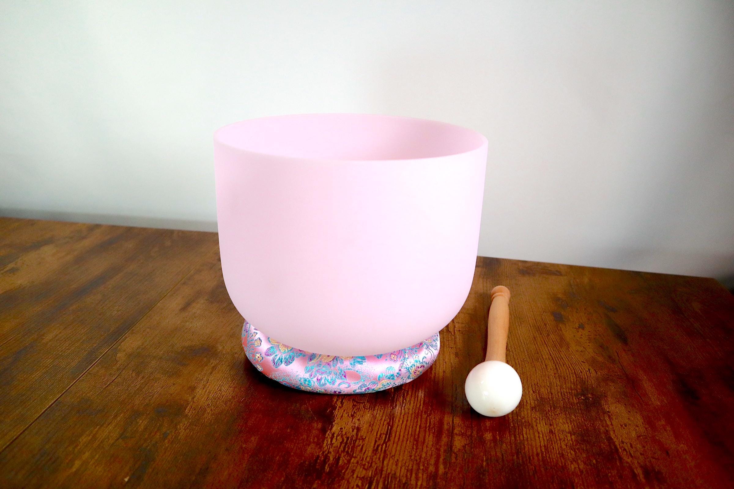 432Hz Perfect Pitch F Note Morganite Infused Singing Bowl with Cushion & Carry Case - Ideal for Meditation, Sound Therapy, and Chakra Healing