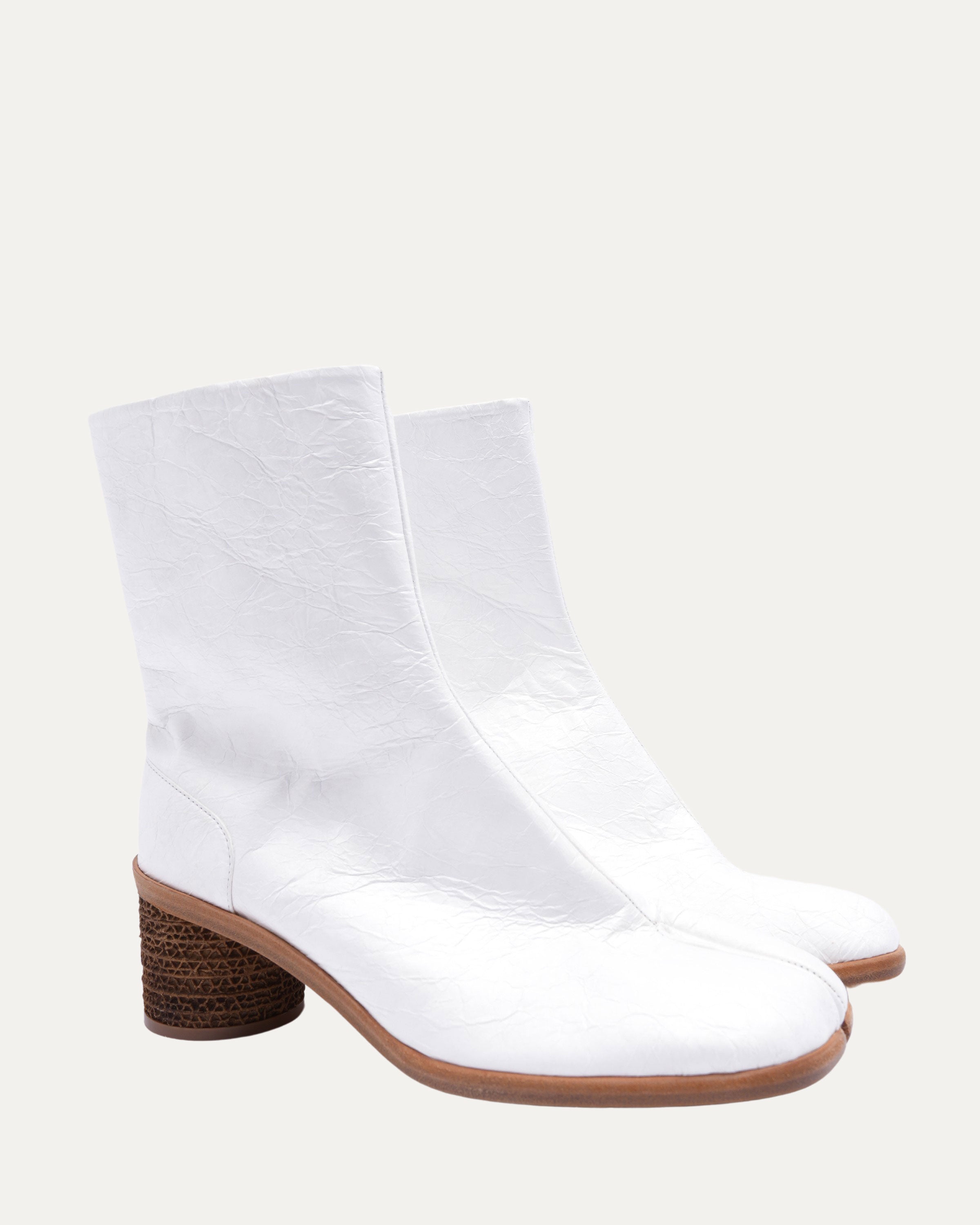 Maison Margiela 60mm Tabi Boots - Chunky Heel Leather Ankle Boots for Women | Fashionable High Heel Shoes for Party, Night Out & Street Style