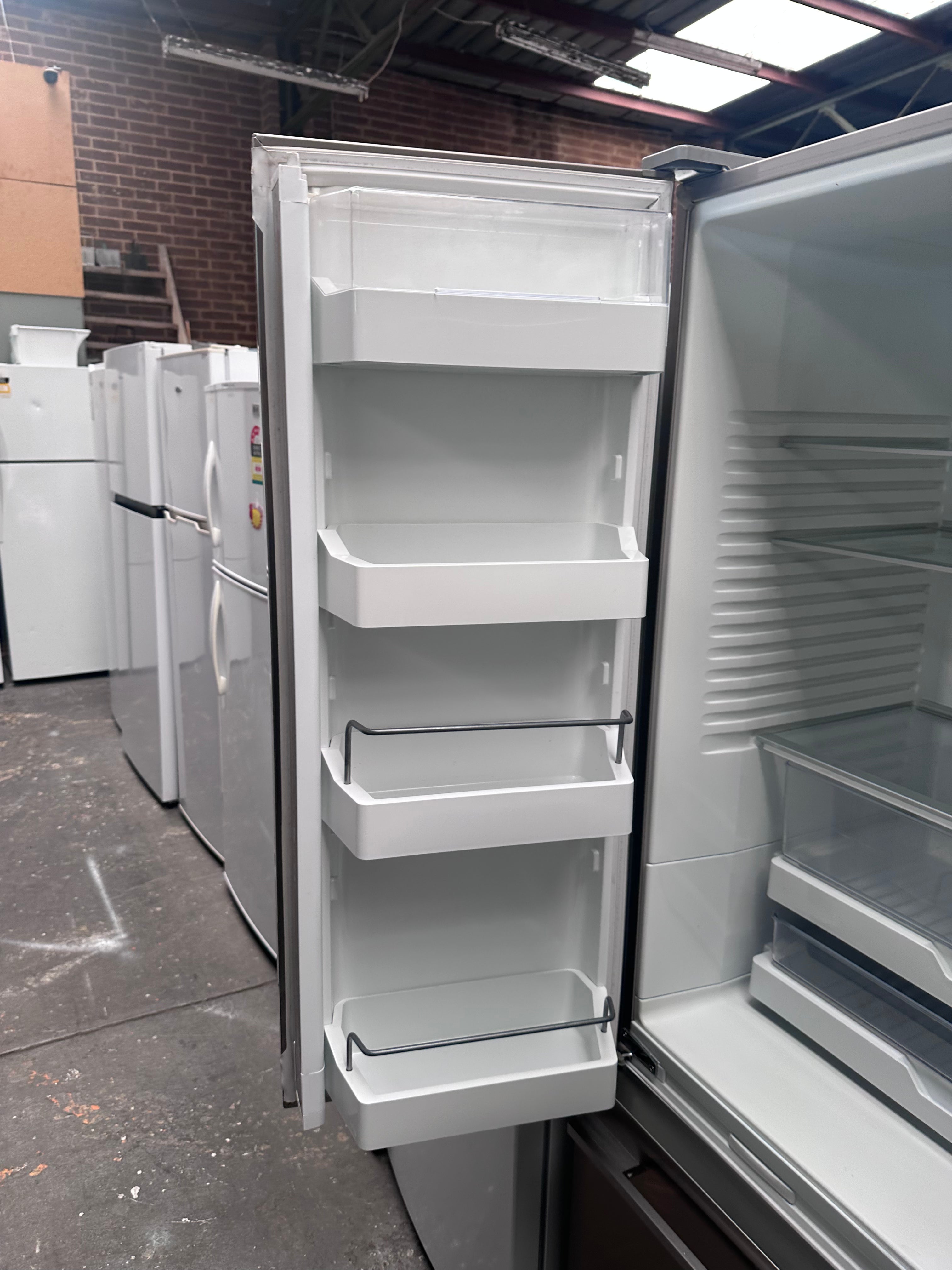 Fisher & Paykel 610L French Door Refrigerator with Water & Ice Dispenser - Certified Refurbished | Perfect for Modern Kitchens & Large Families