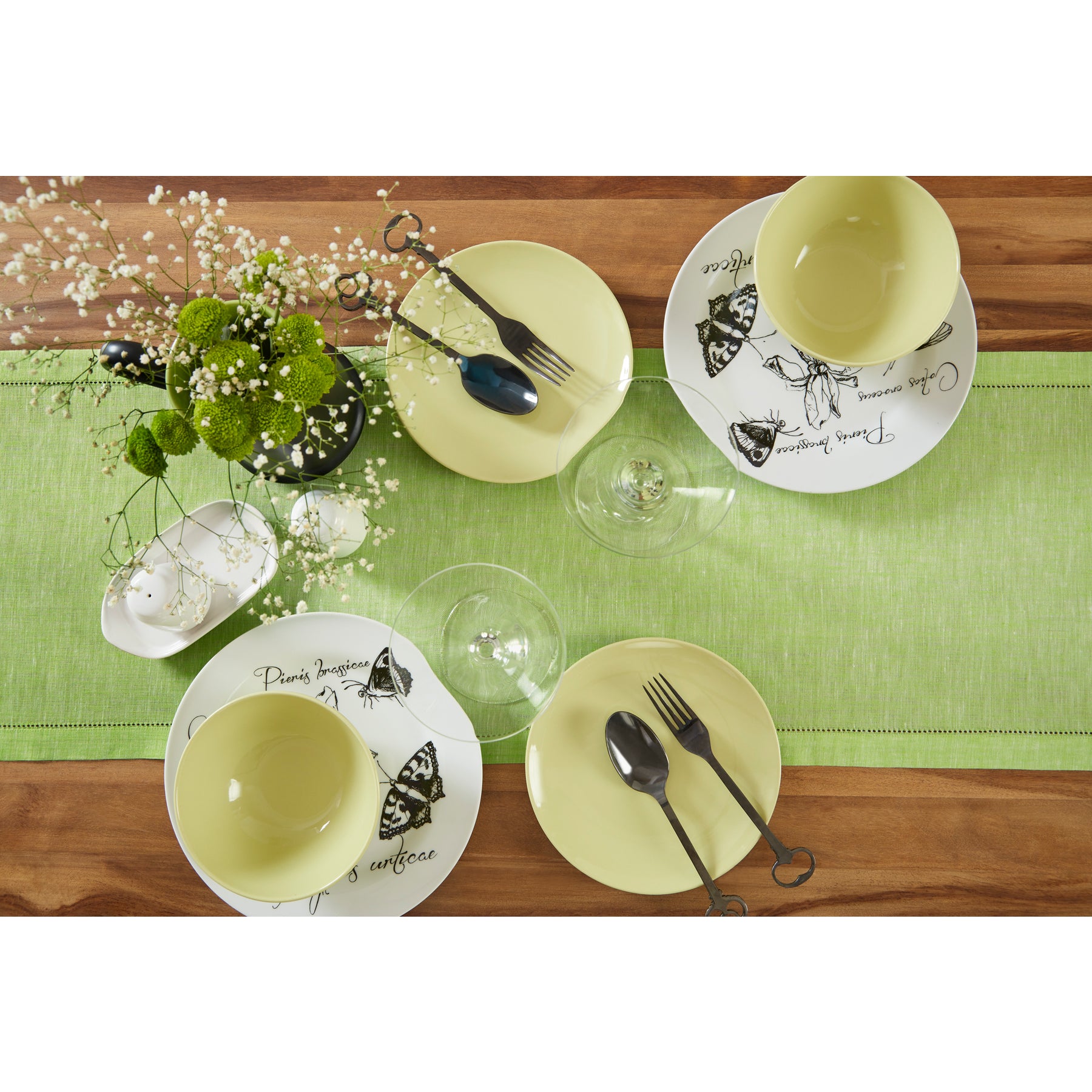 Elegant Milan Table Runner for Dining Room Decor - Perfect for Weddings, Parties & Holiday Table Settings