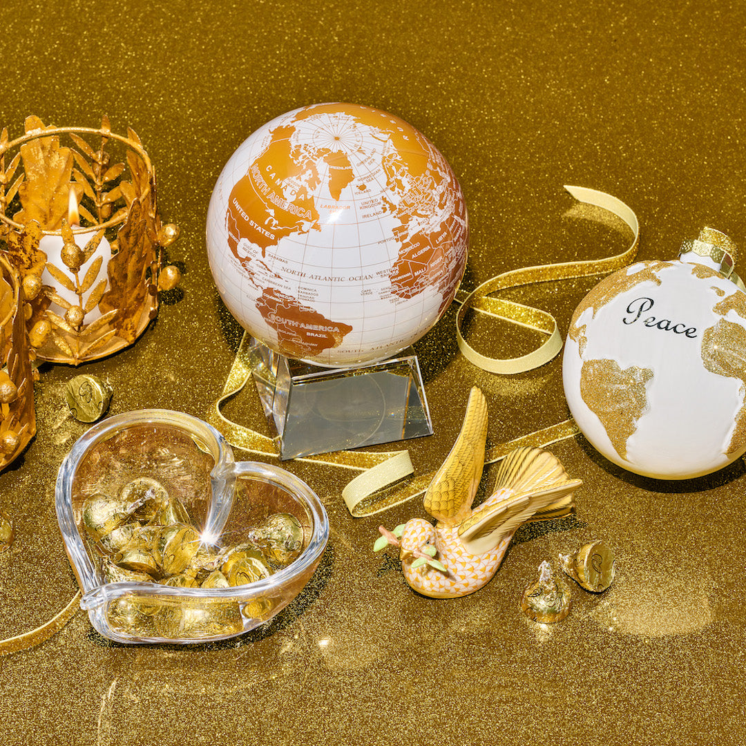 Premium Crystal Base Earth Globe with White Gold Accents - Elegant Home & Office Decor, Perfect Gift for Geography Enthusiasts & Professionals