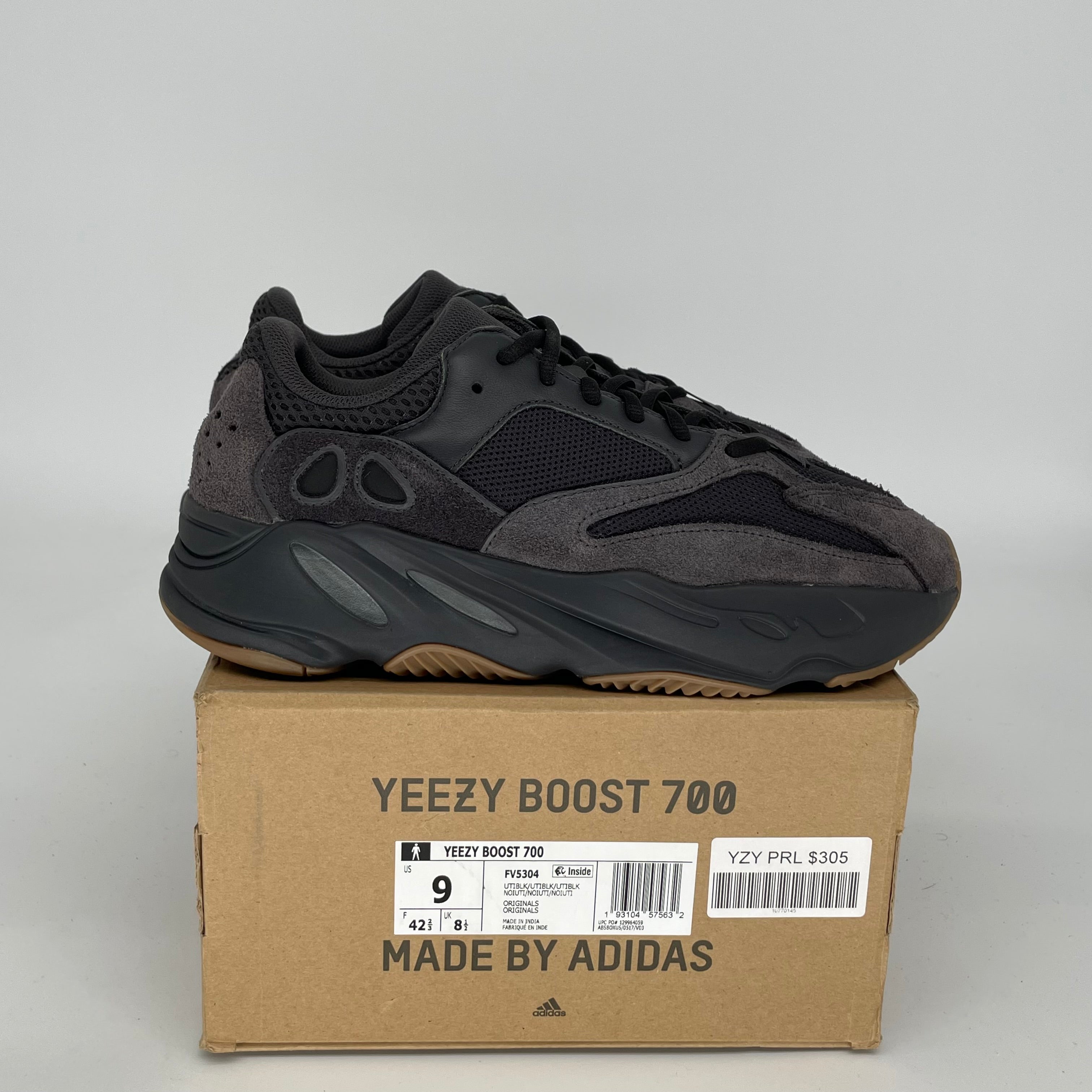 Adidas Yeezy 700 Utility Black Men's Sneakers - Size 9 FV5304 | Comfortable Running Shoes for Casual Wear & Street Style Fashion
