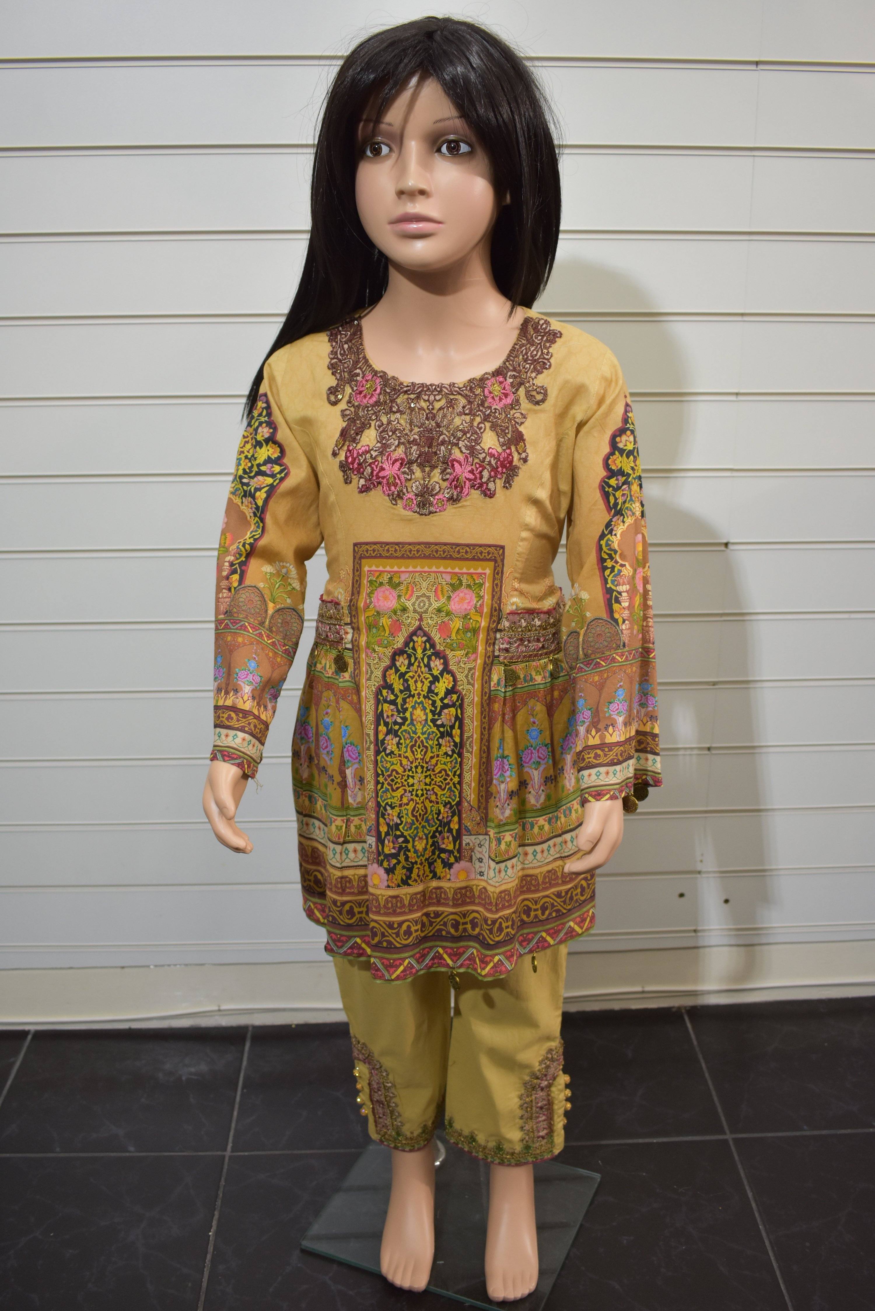Simrans Kids Digital Print Outfit with Embroidered Capri Trousers AL14 - Stylish Girls' Summer Fashion Set for Playdates & Birthday Parties