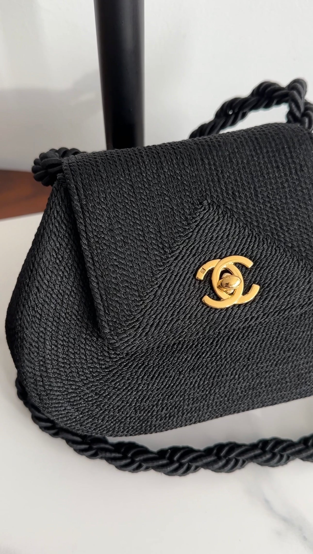 Chanel Vintage 1997 Limited Edition Black Leather CC Turn Lock Shoulder Bag - Perfect for Evening Events & Luxury Collectors
