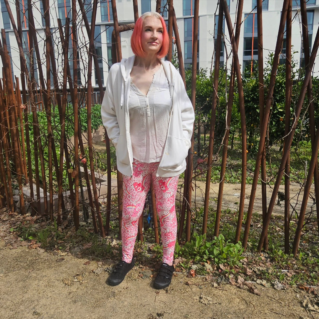 Vintage 1980s Cartoon Hearts Valentine's Day Love Print High-Quality Handcrafted Vibrant Leggings for Women - Perfect for Valentine's Gifts, Date Nights & Retro Fashion Outfits