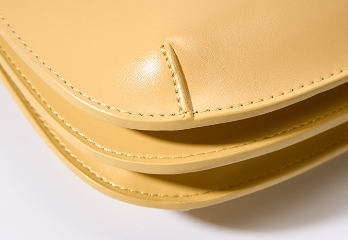 Stylish Mini Crossbody Bag for Women - Fashionable Small Shoulder Purse - Perfect for Everyday Use, Travel & Date Nights
