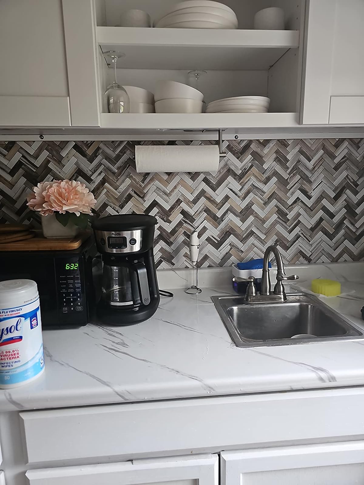 STICKGOO Herringbone Peel and Stick Backsplash - 10 Sheets PVC Self-Adhesive Wall Tiles, Waterproof Faux Wood Kitchen Backsplash for Easy DIY Installation - Perfect for Kitchen, Bathroom, Laundry Room & RV Renovation