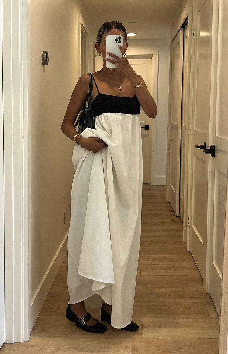 Elegant Akari White Contrast Maxi Dress for Women - Perfect for Summer Beach Vacations, Weddings & Boho Chic Outfits