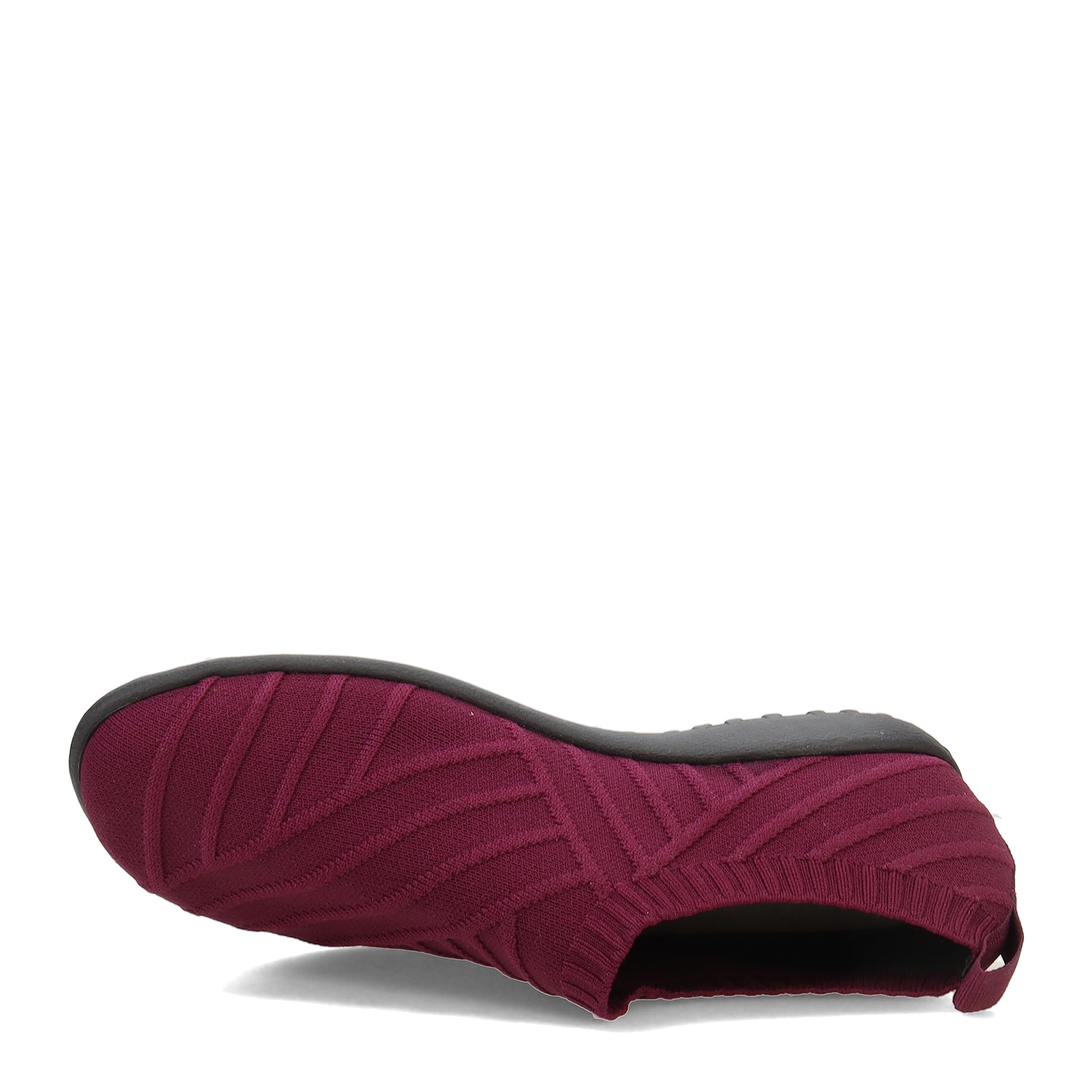 NAOT Women's Okahu Comfortable Leather Sandals - Stylish & Supportive Footwear for Walking, Travel & Everyday Wear