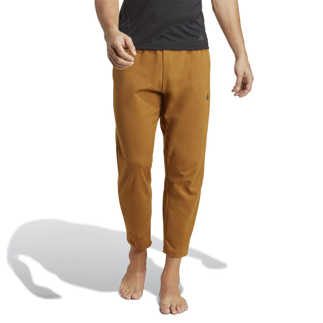 adidas Men's Yoga Base Training Pant (IC7284) - Breathable Workout Pants for Gym, Running & Yoga - Stretchy Comfort & Moisture Wicking for Active Lifestyle