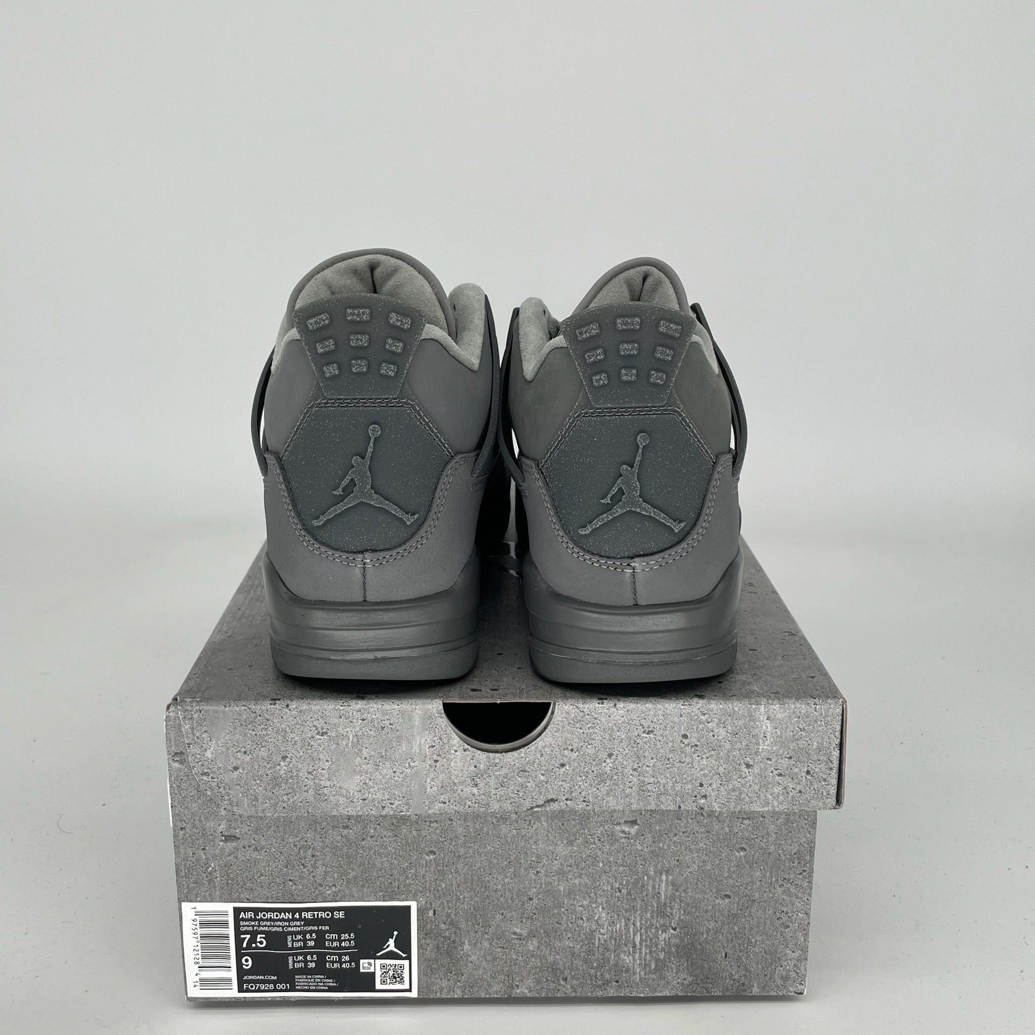 Original Title: AIR JORDAN 4 WET CEMENT SIZE 7.5 FQ7928 001   Optimized Title: **Air Jordan 4 Retro 