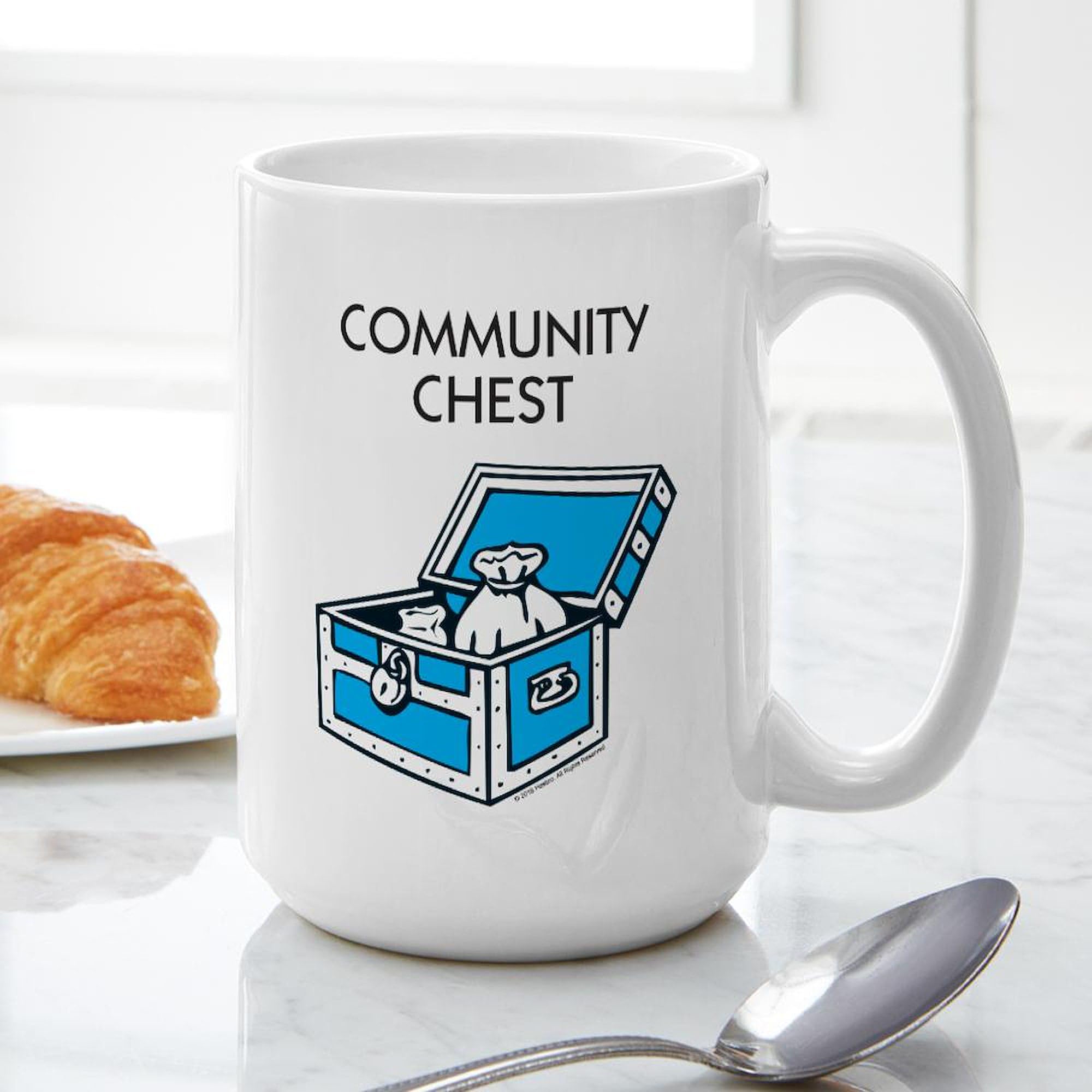 Monopoly Community Chest 15 oz (444 ml) Ceramic Coffee Mug - Fun Board Game Themed Gift for Game Nights, Office Use & Collectors