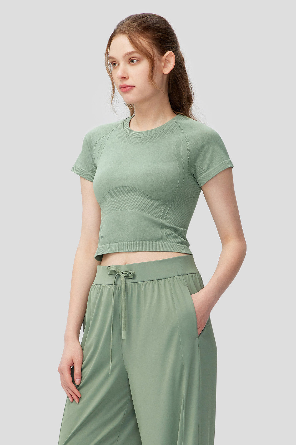 Slim Fit Short Sleeve T-Shirt for Women - Comfortable & Stylish Casual Top for Everyday Wear, Workouts, and Outings