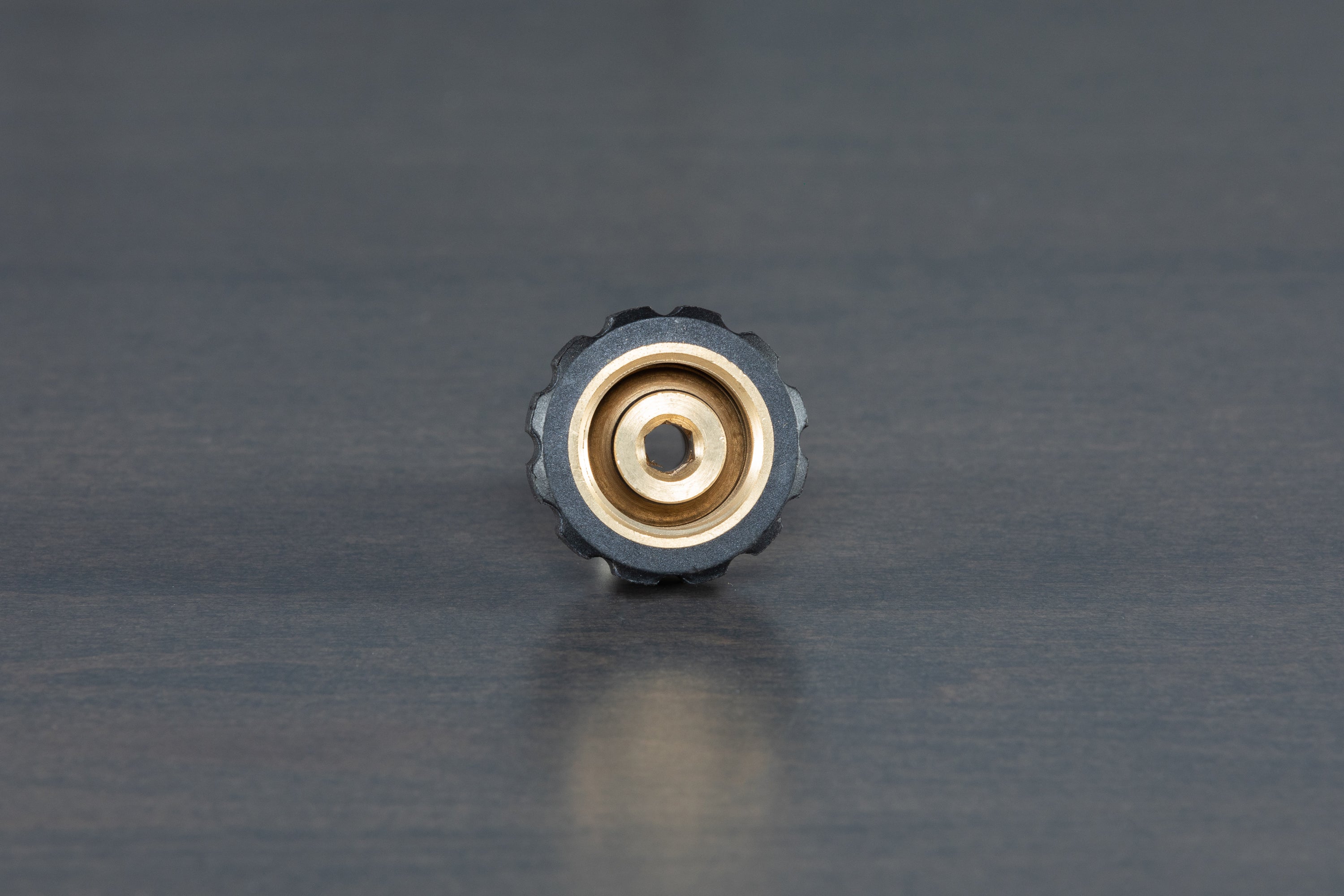 Stainless Steel M22 Female (14mm) to 3/8 Quick Disconnect Plug - Perfect for Hydraulic Systems, Pneumatic Tools & Industrial Applications