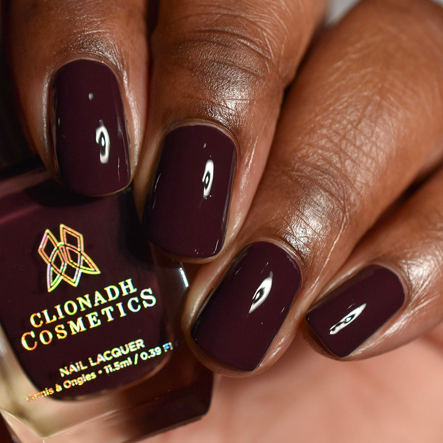 Premium Macbeth Nail Lacquer - Long Lasting Nail Polish Set with Vibrant Colors - Perfect for Salon, Home Manicures & Special Occasions