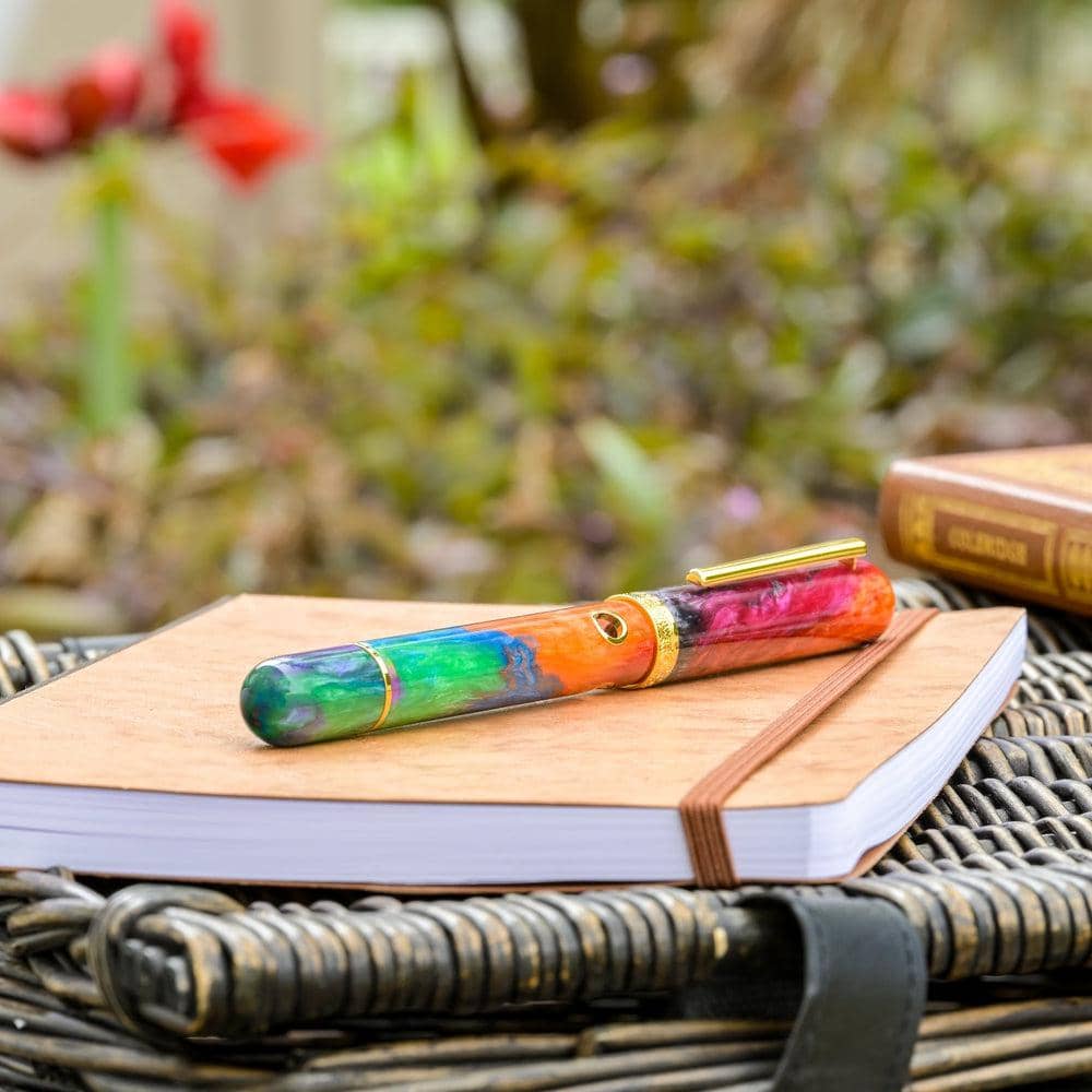 Nahvalur (Narwhal) Macaw Fountain Pen - Limited Edition 2023 - Premium Writing Instrument for Calligraphy, Journaling & Gift Giving
