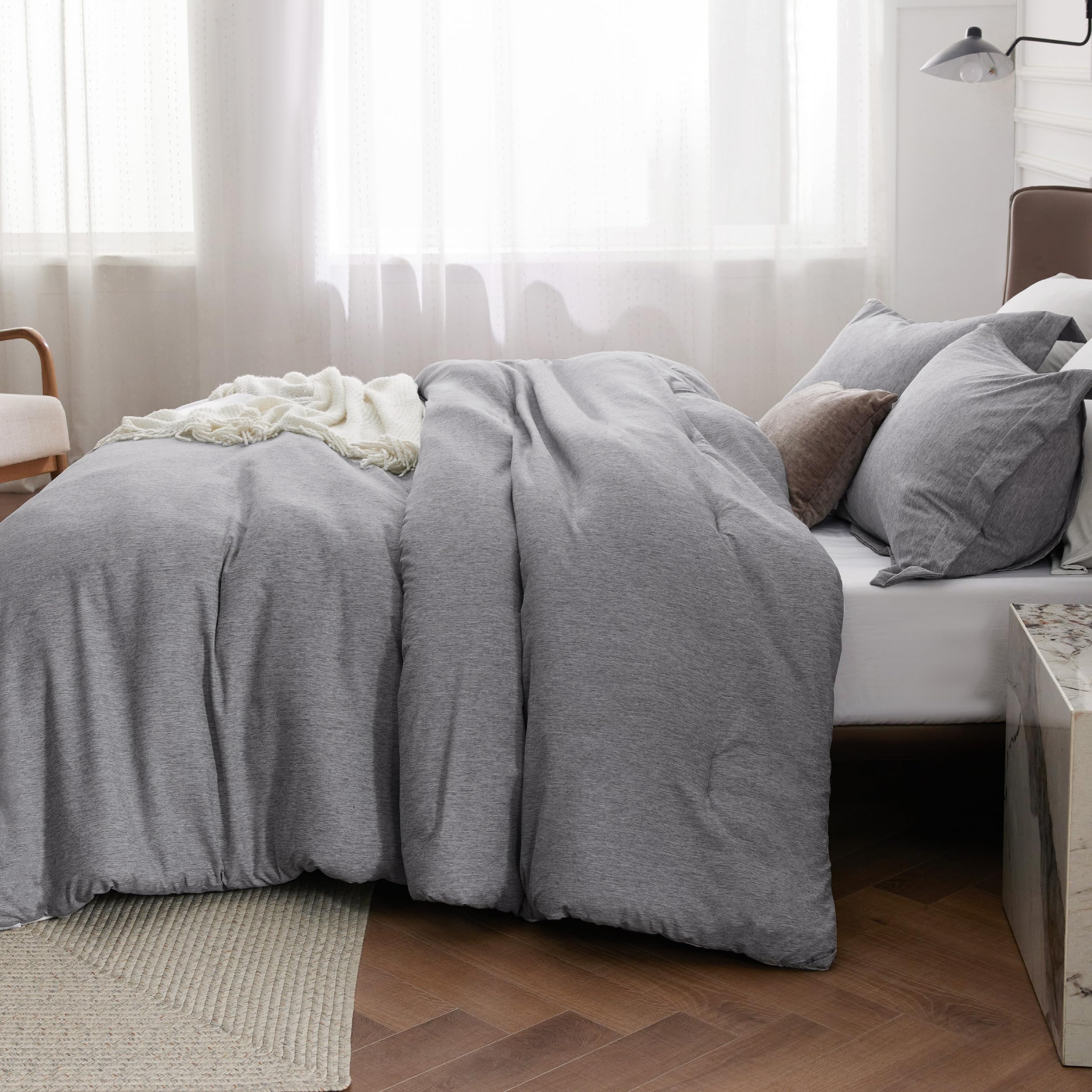 Bedsure Queen Comforter Set - Dark Grey All-Season Soft Comforter (90