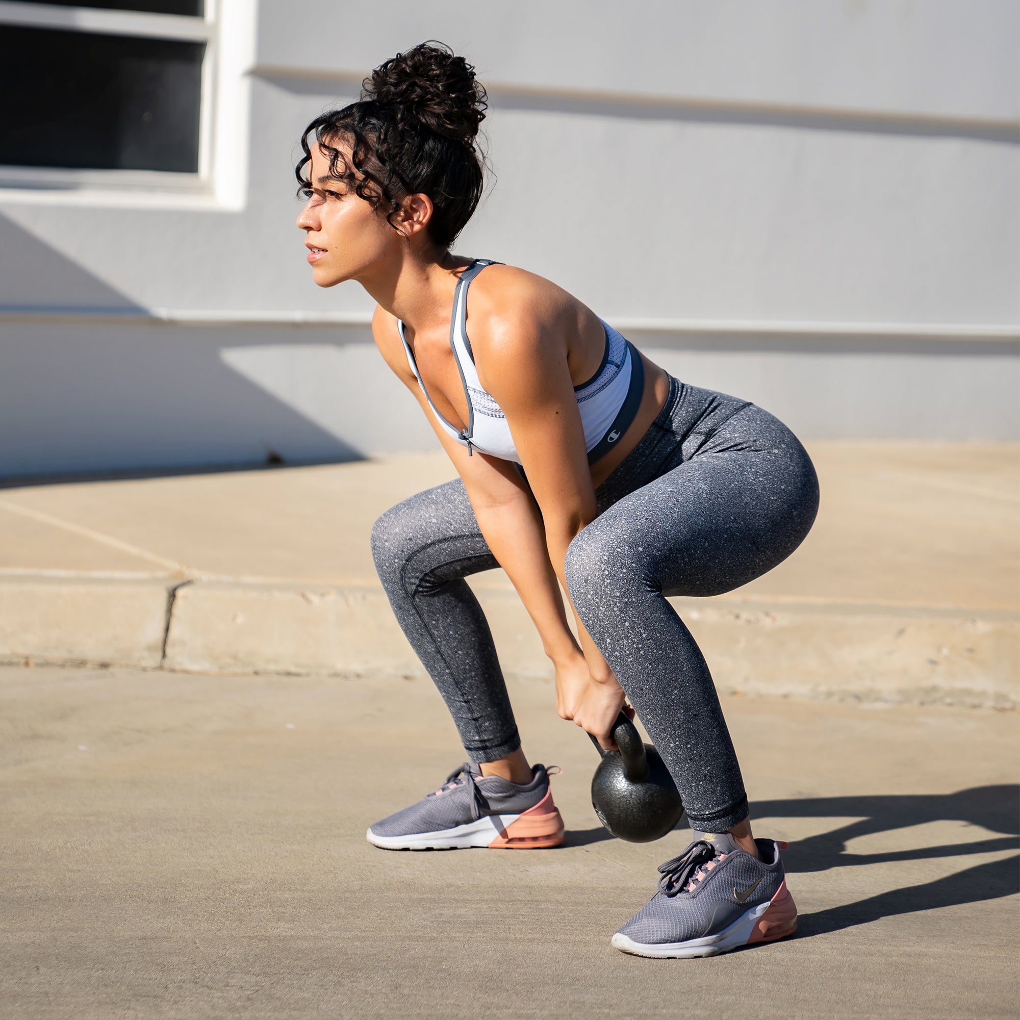 10lb Hammertone Kettlebell - Heavy Duty Cast Iron Workout Weight for Strength Training, CrossFit & Home Gym | HKB 010 | Perfect for HIIT, Functional Fitness & Muscle Building