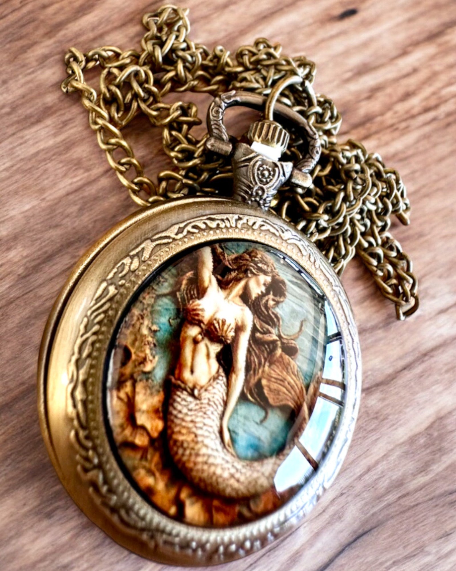Vintage Syrena Tajemnic Pocket Watch - Personalized Engraving Gift for Men & Women | Perfect for Weddings, Anniversaries & Special Occasions